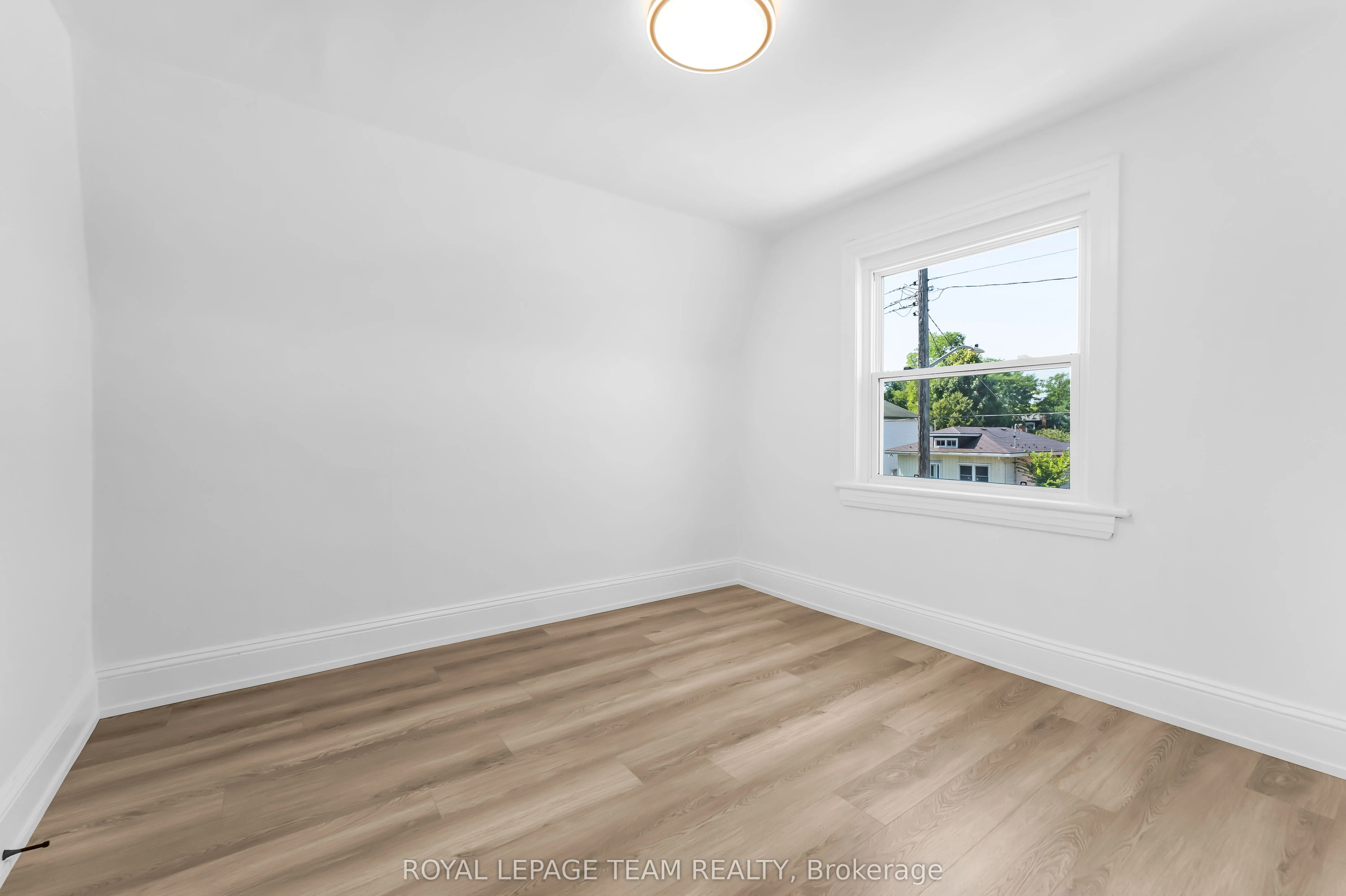 5 GILCHRIST Avenue