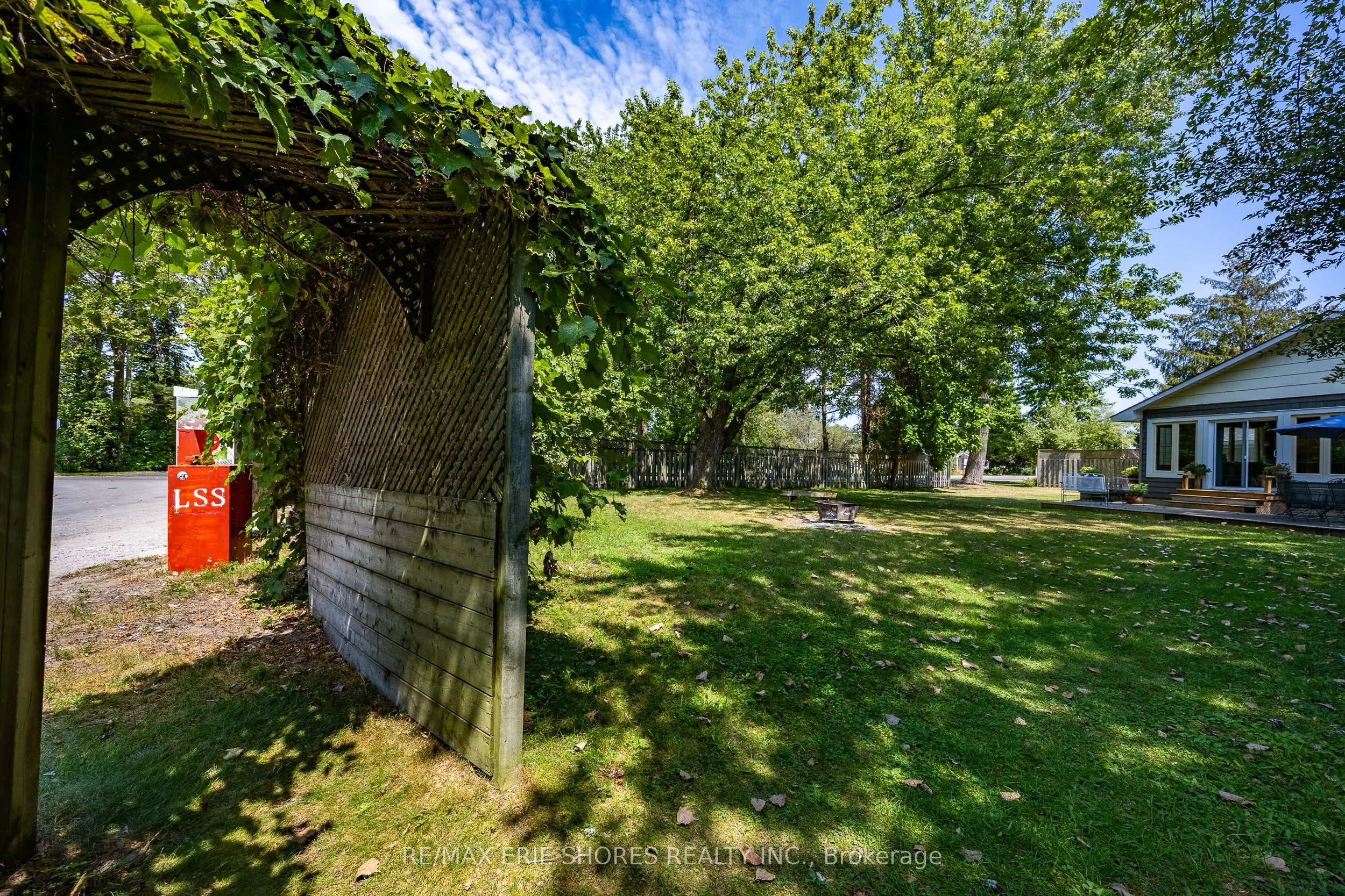 261 Erie Boulevard