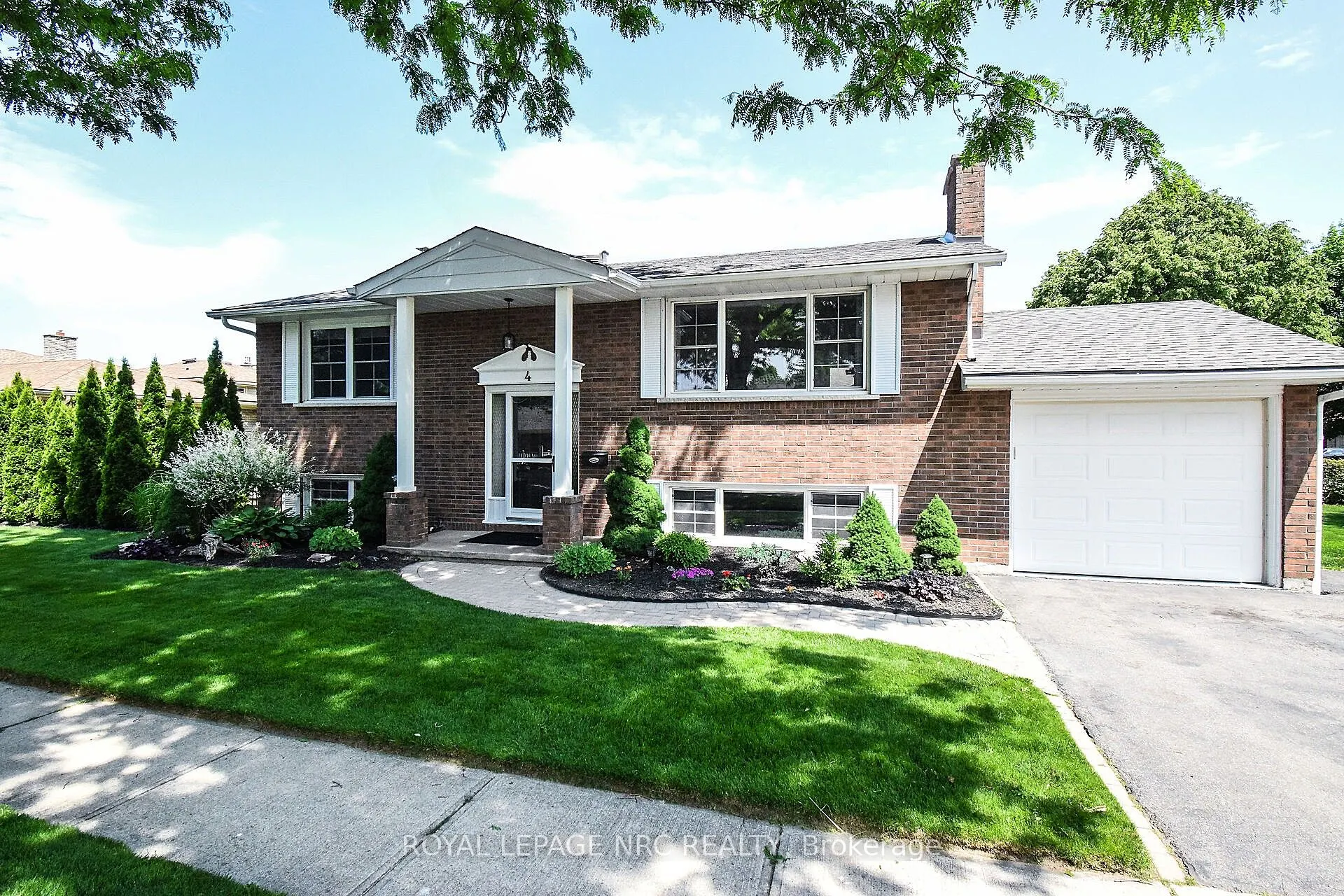 4 Belair Drive