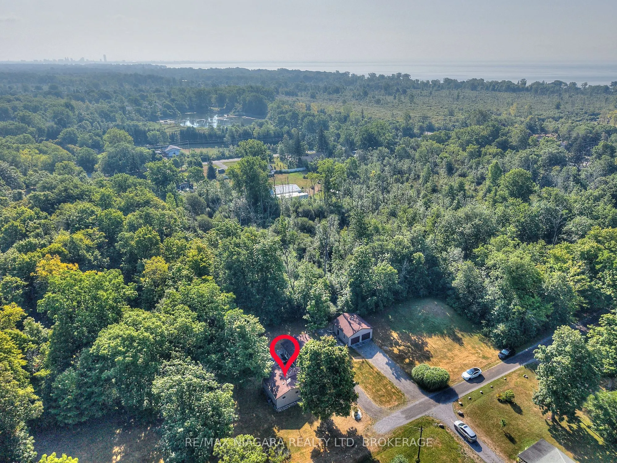 464 Gloria Road