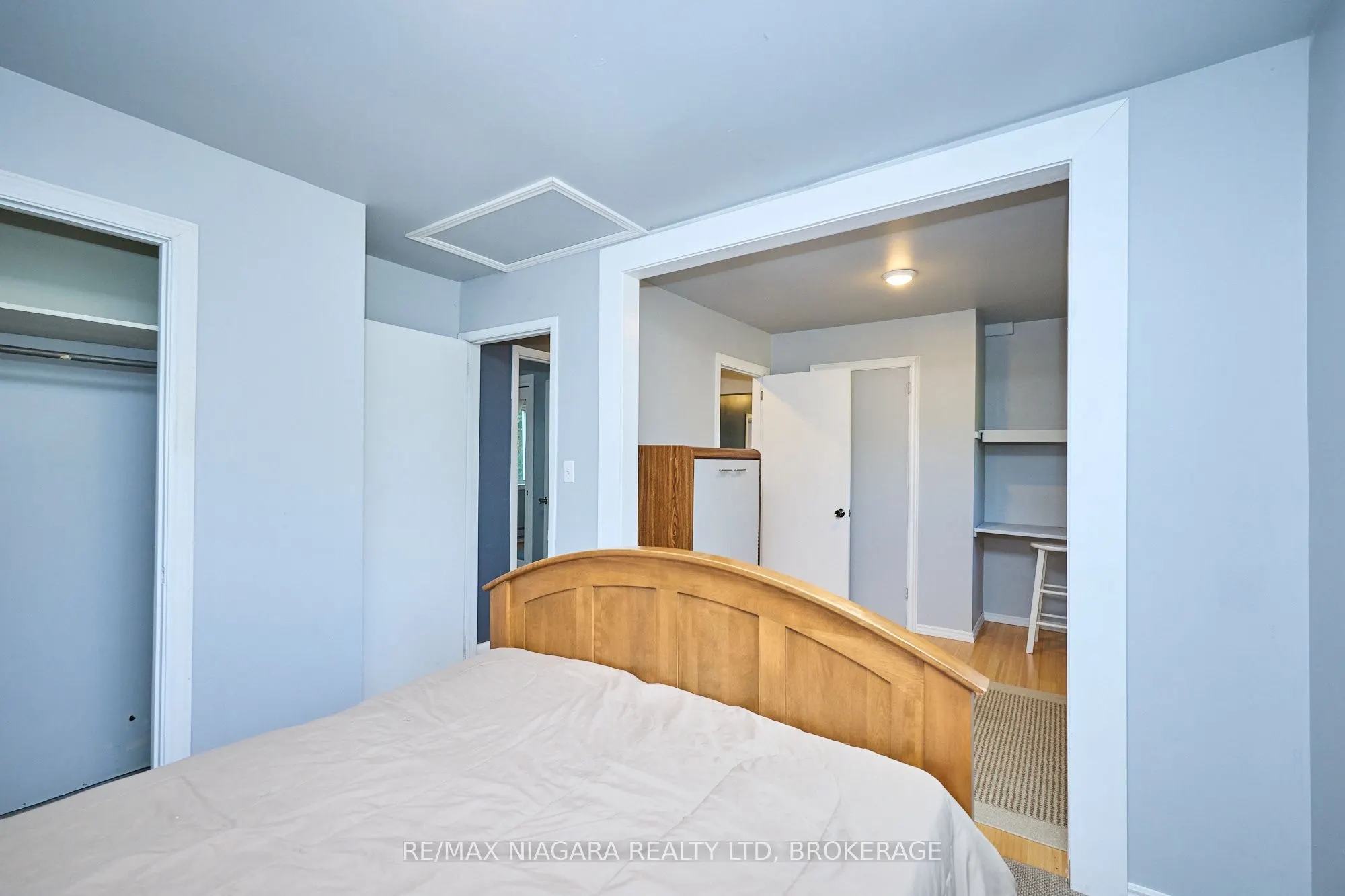 464 Gloria Road