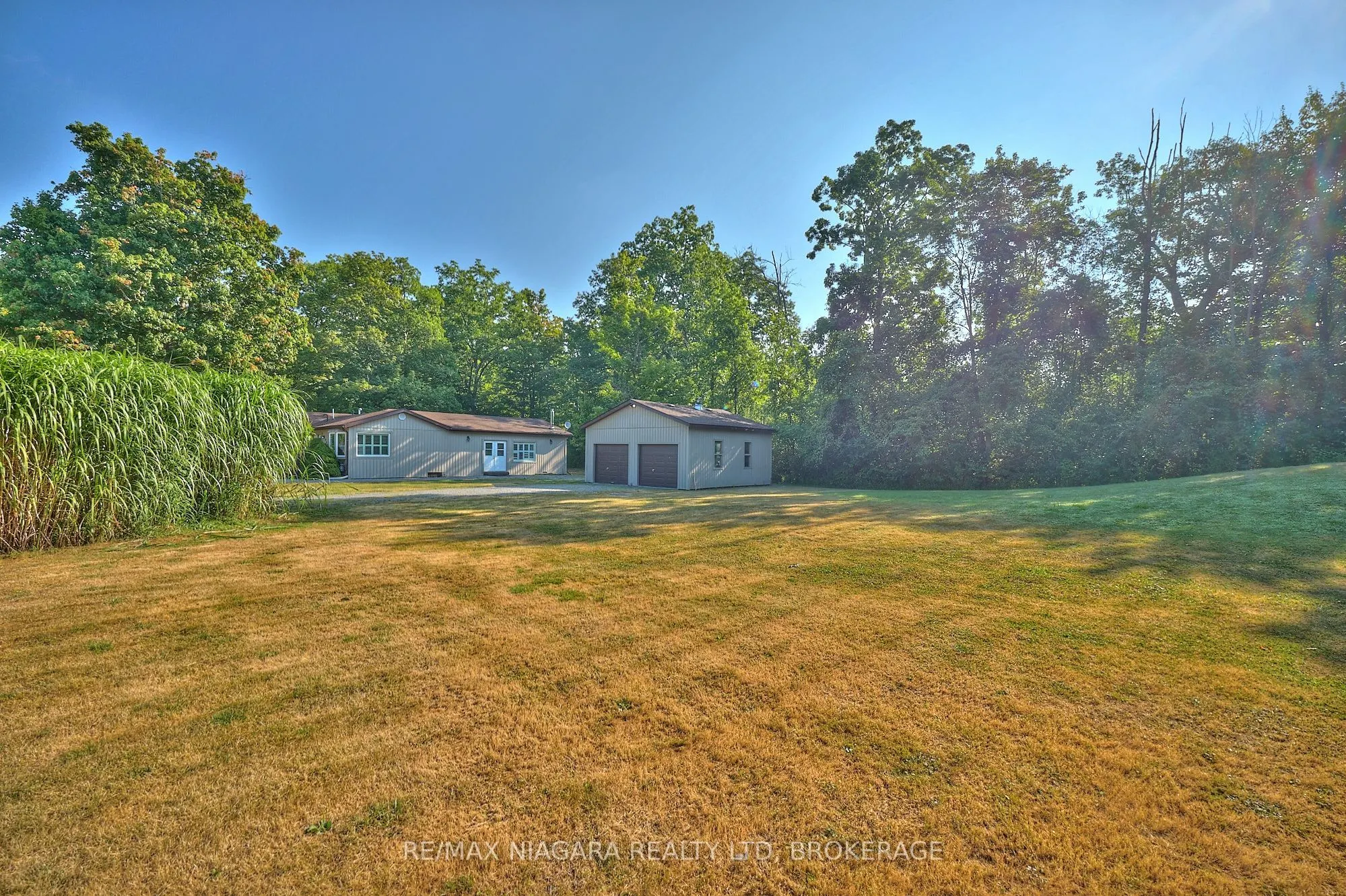 464 Gloria Road