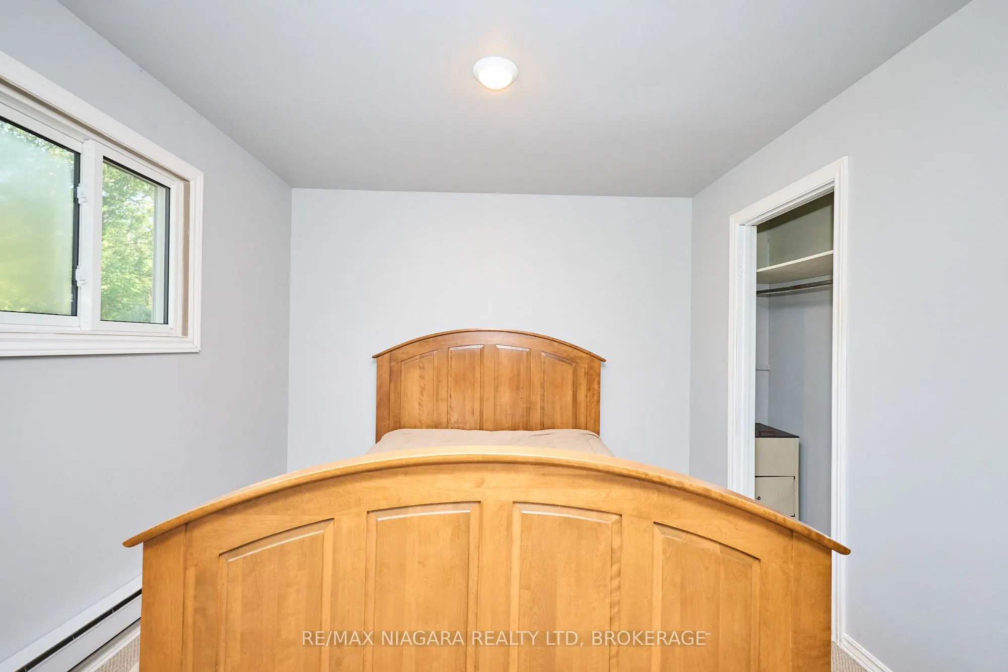 464 Gloria Road