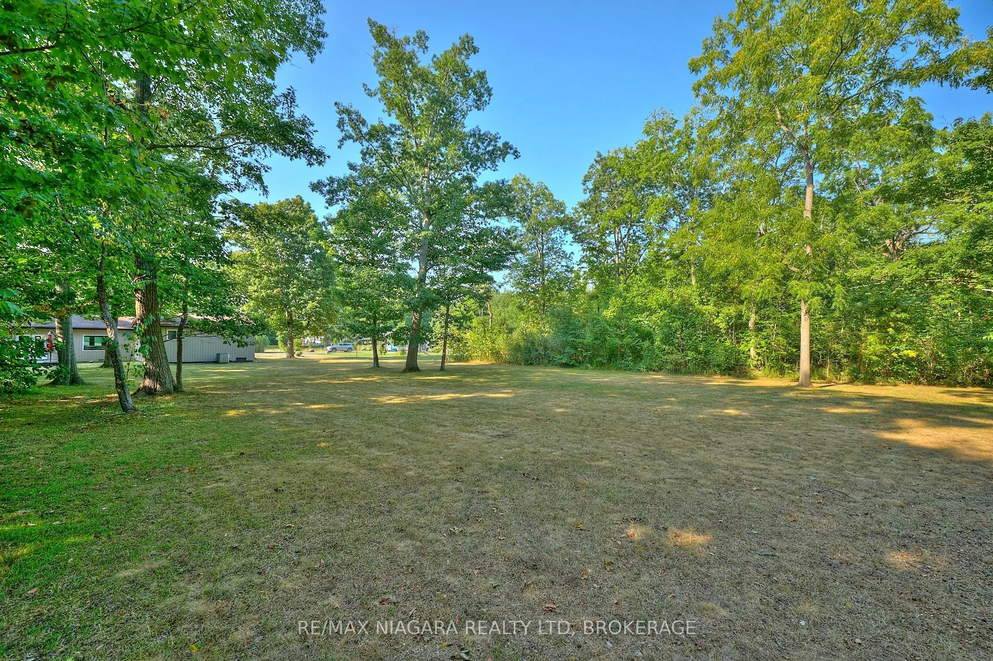 464 Gloria Road