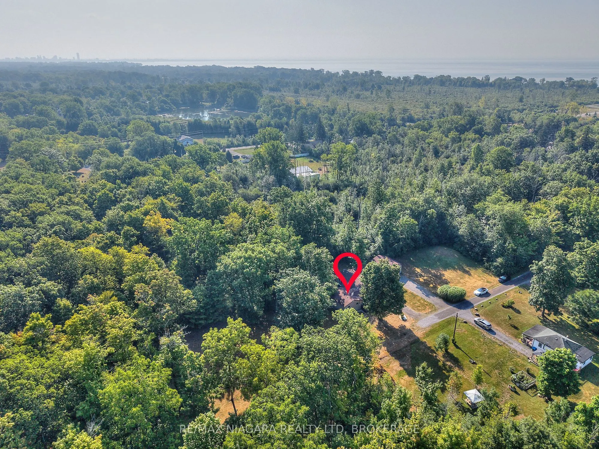 464 Gloria Road