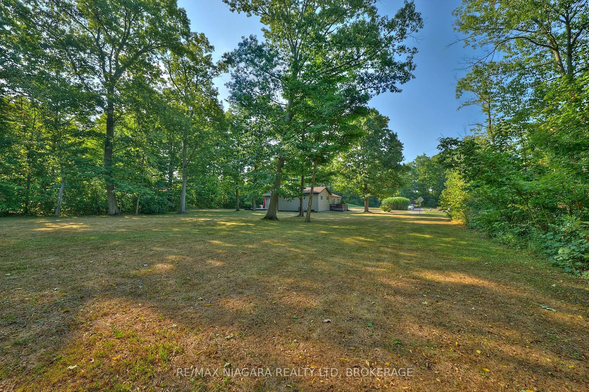 464 Gloria Road