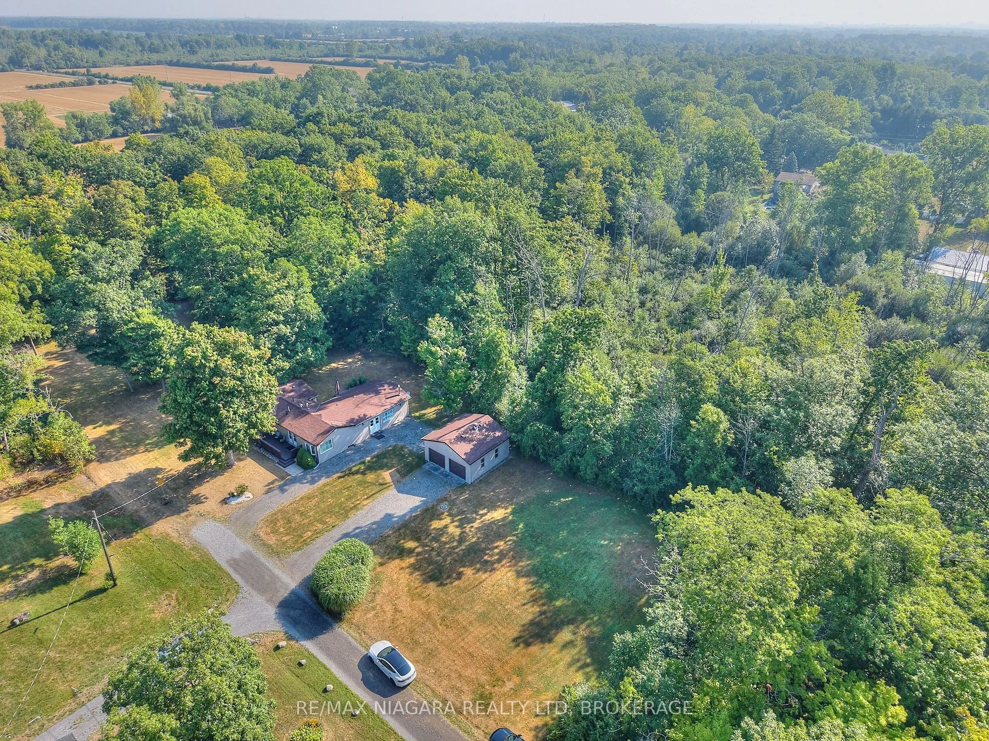 464 Gloria Road