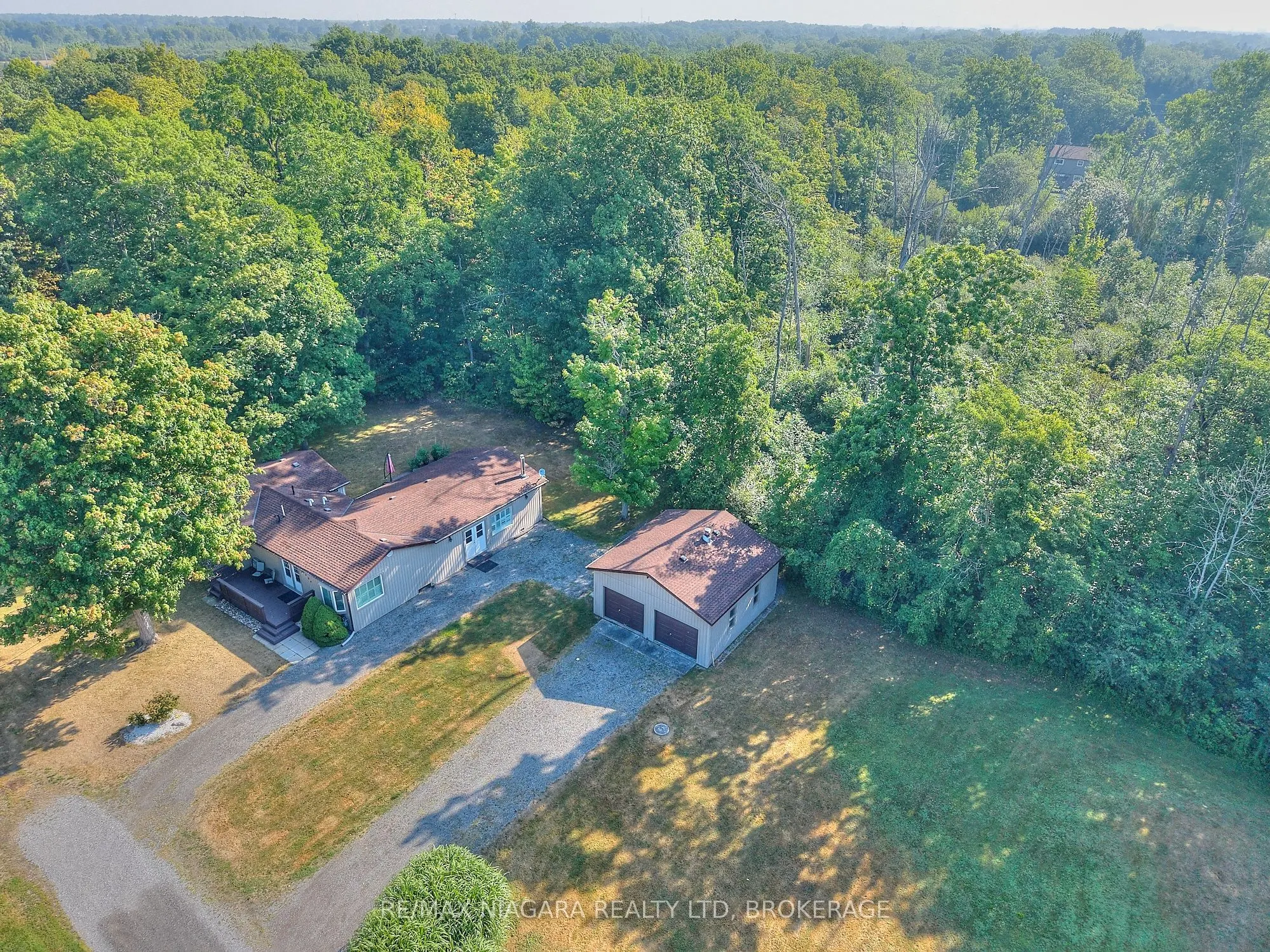 464 Gloria Road