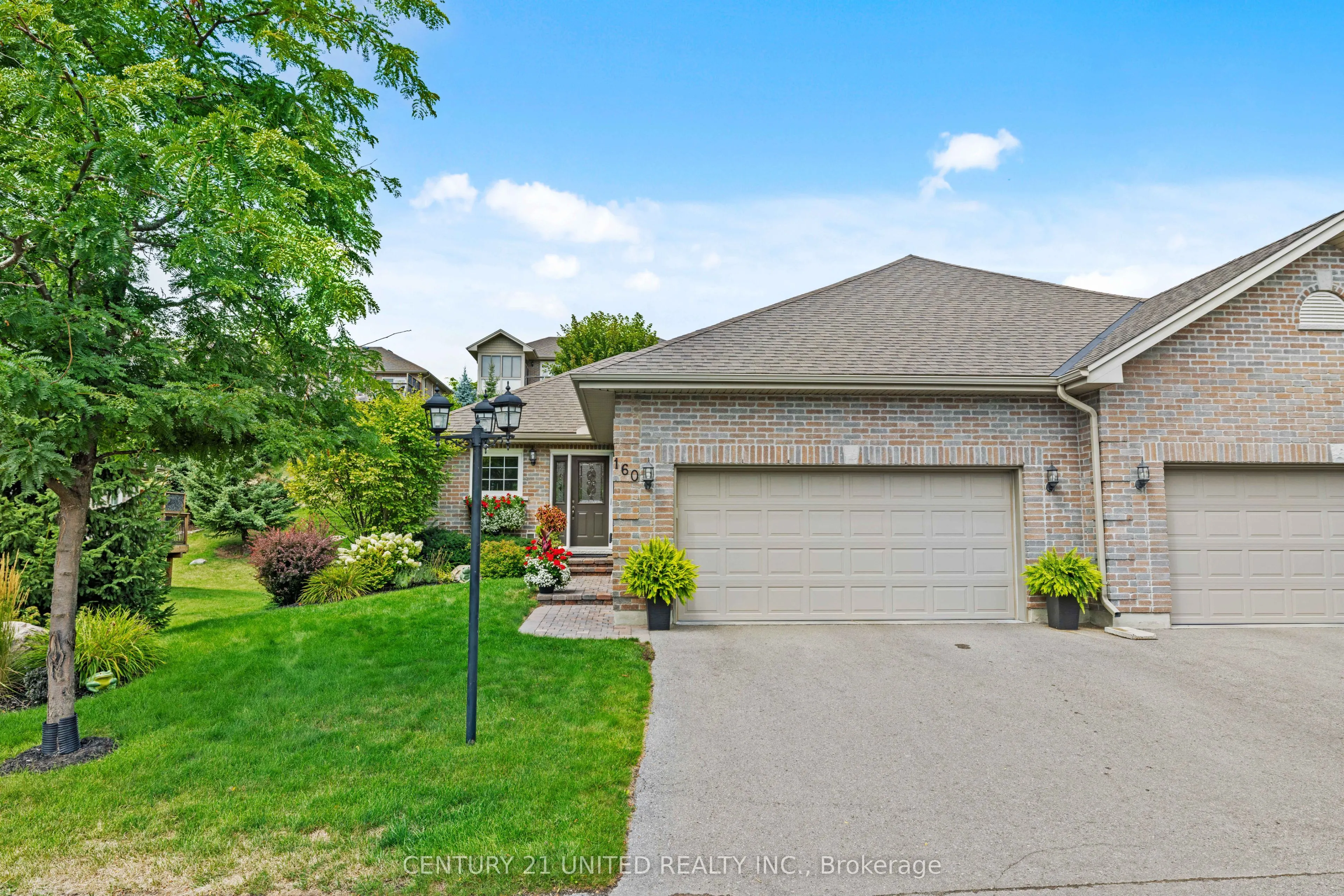 301 Carnegie Avenue, #160