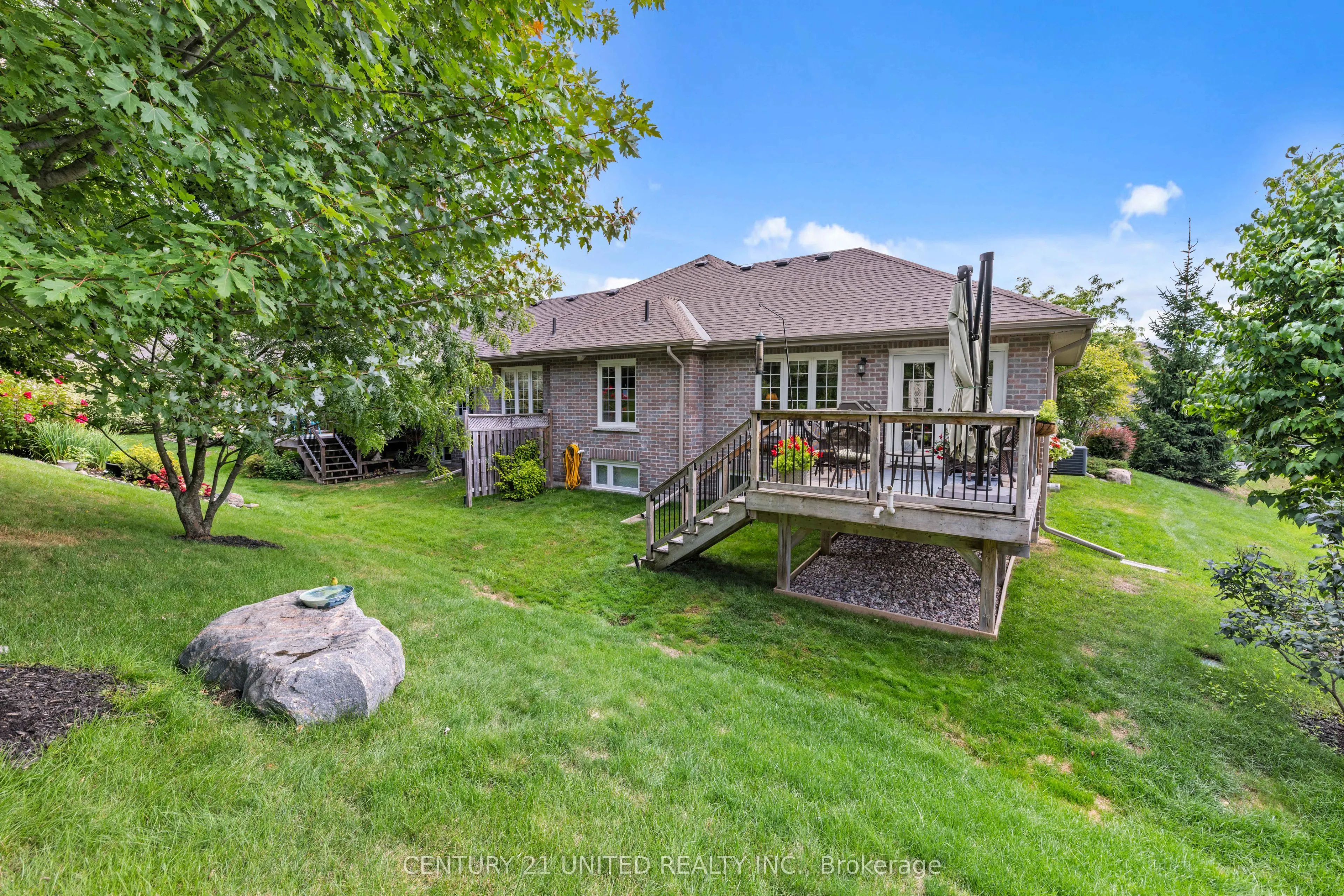 301 Carnegie Avenue, #160