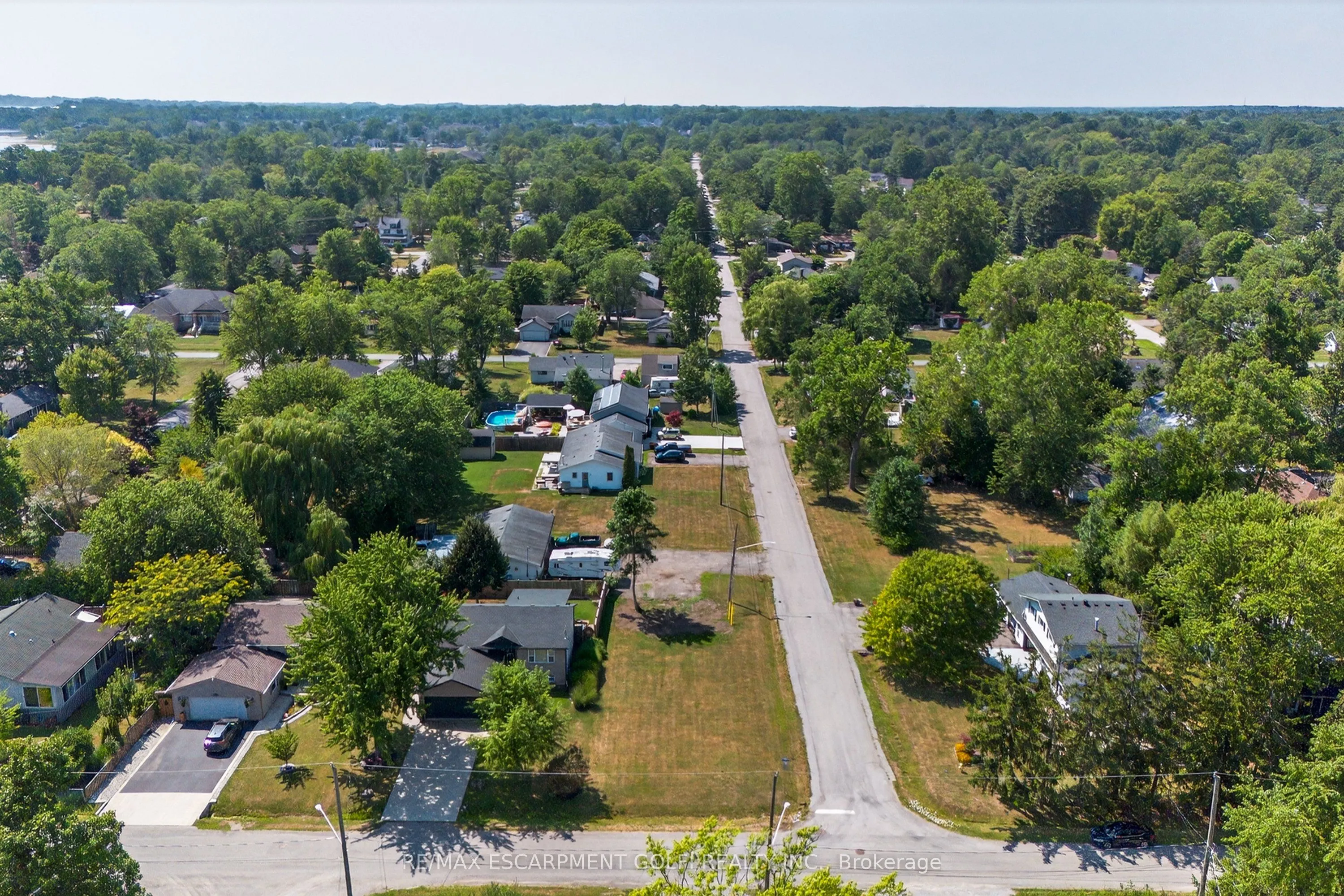 V/L Neva Avenue