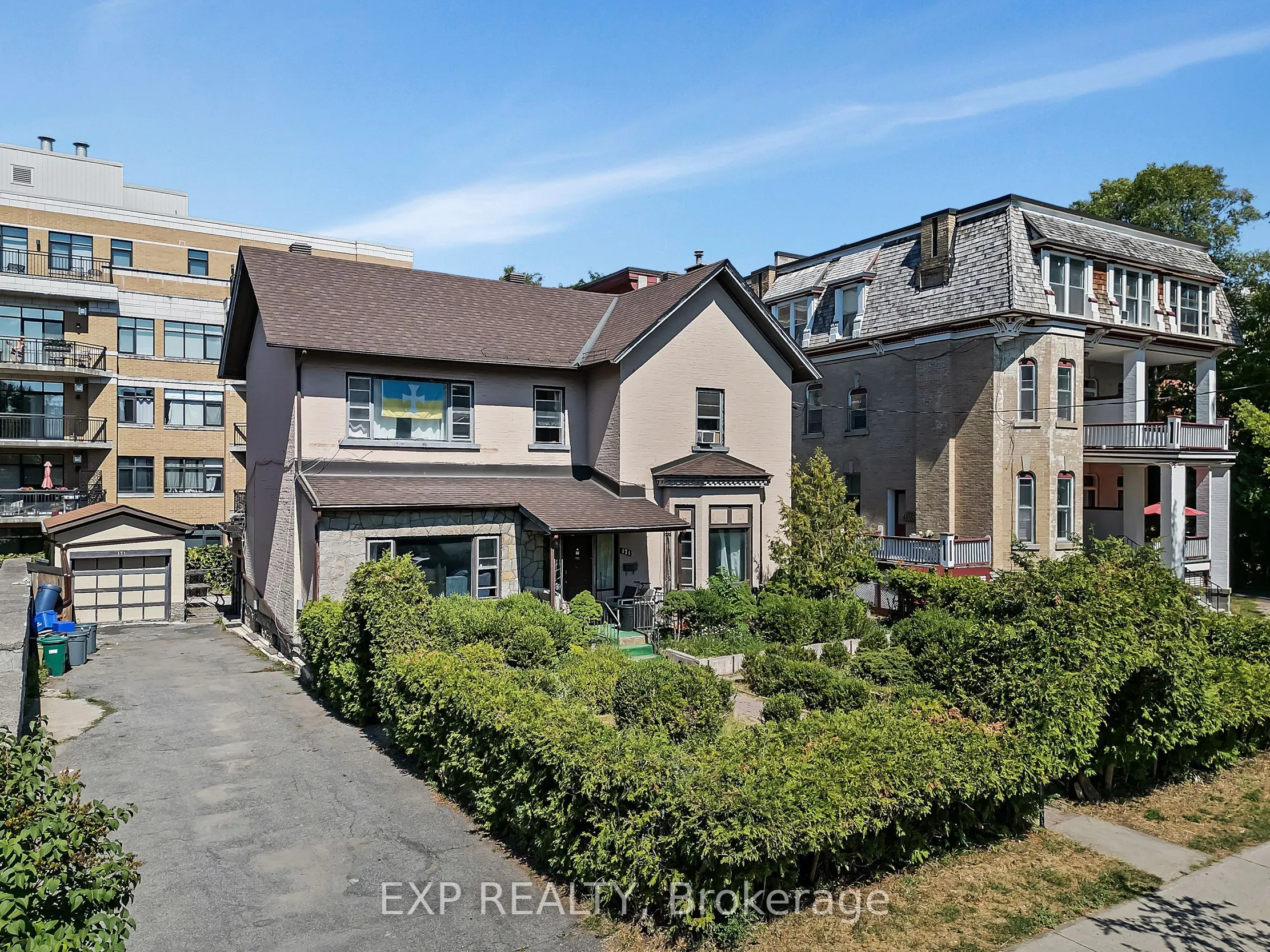 171 Daly Avenue