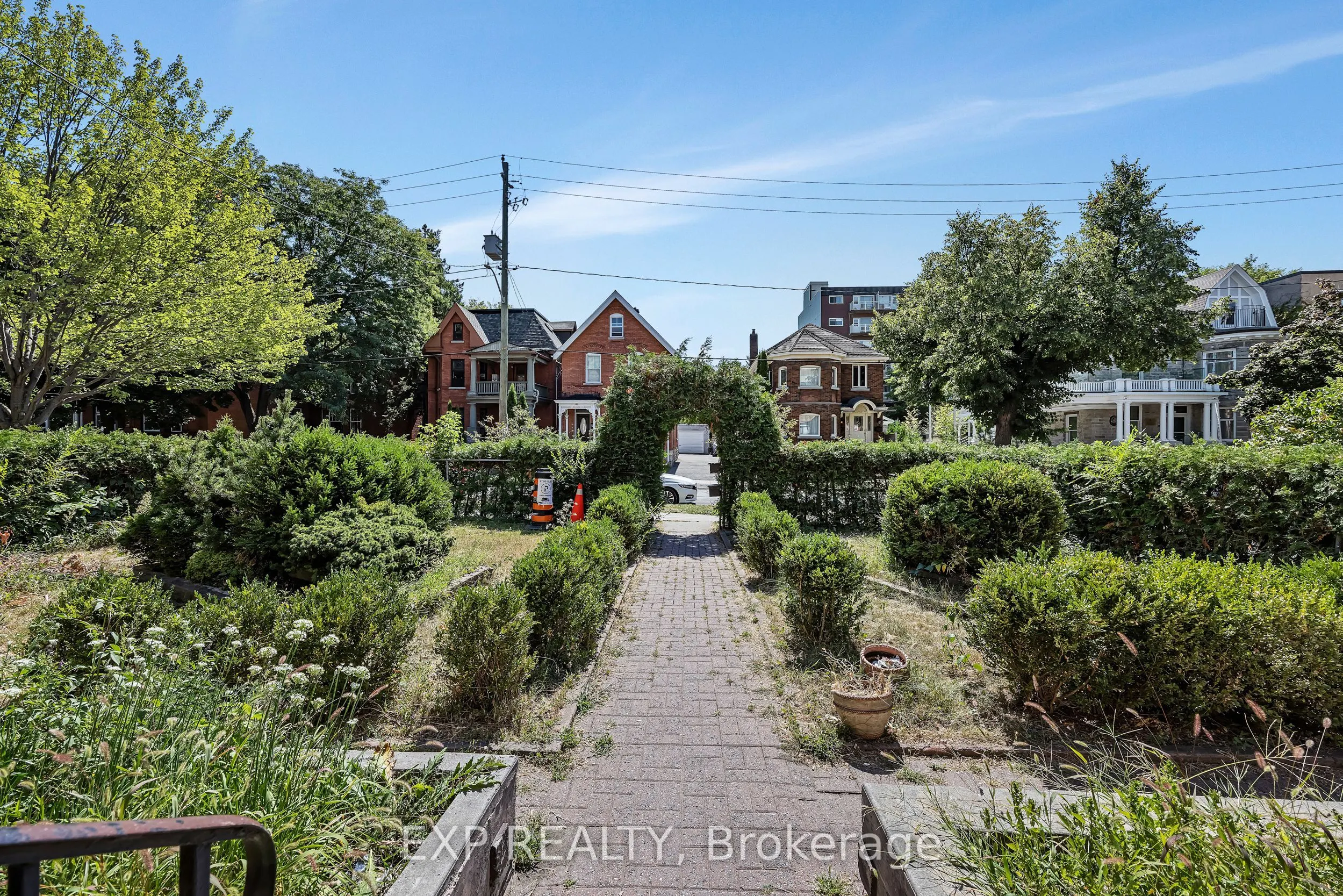 171 Daly Avenue