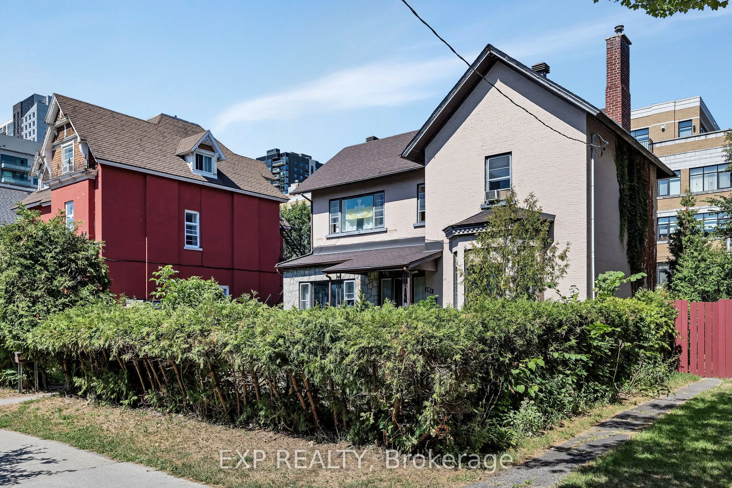 171 Daly Avenue