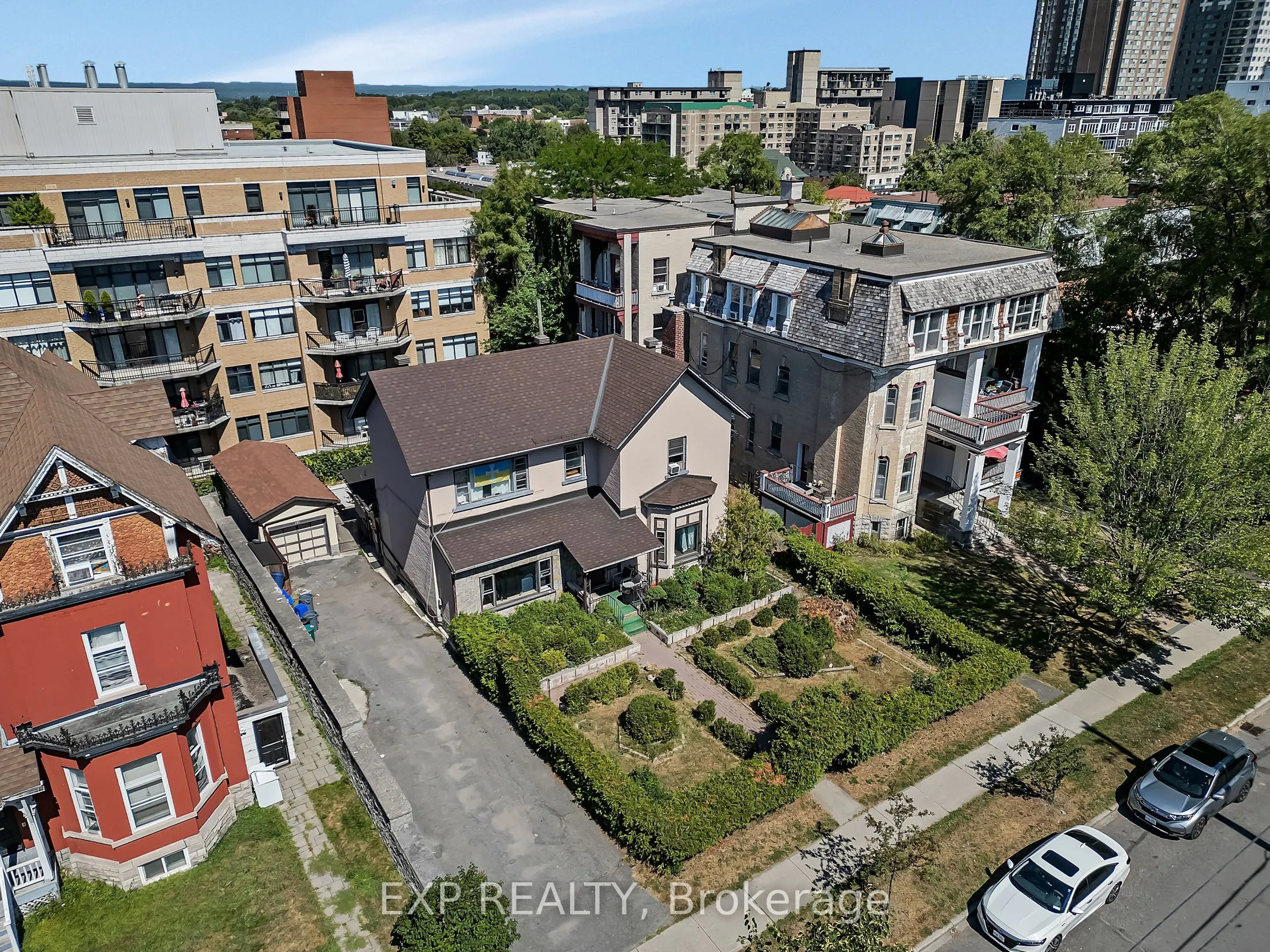 171 Daly Avenue