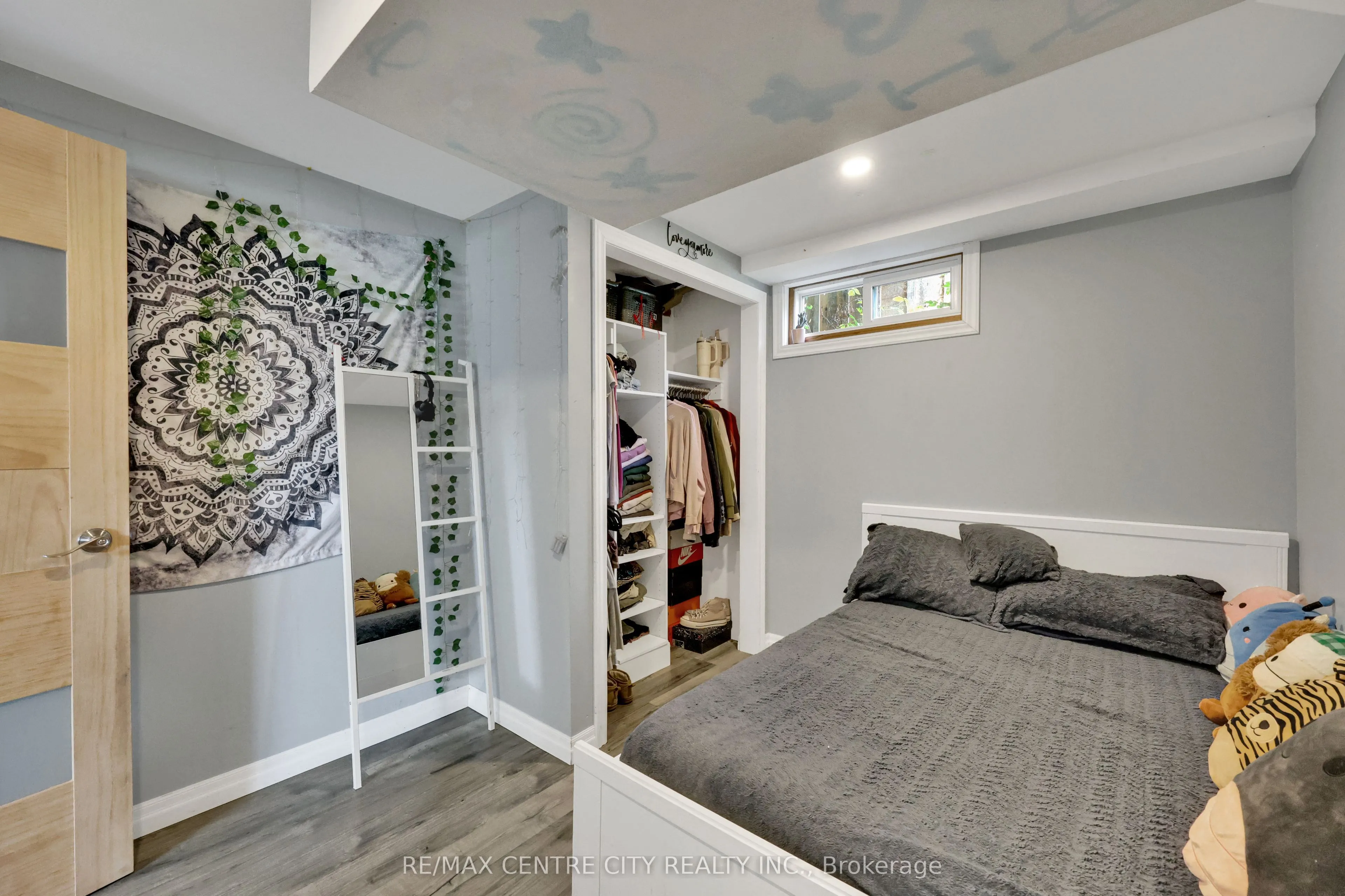 141 St Andrew Street E
