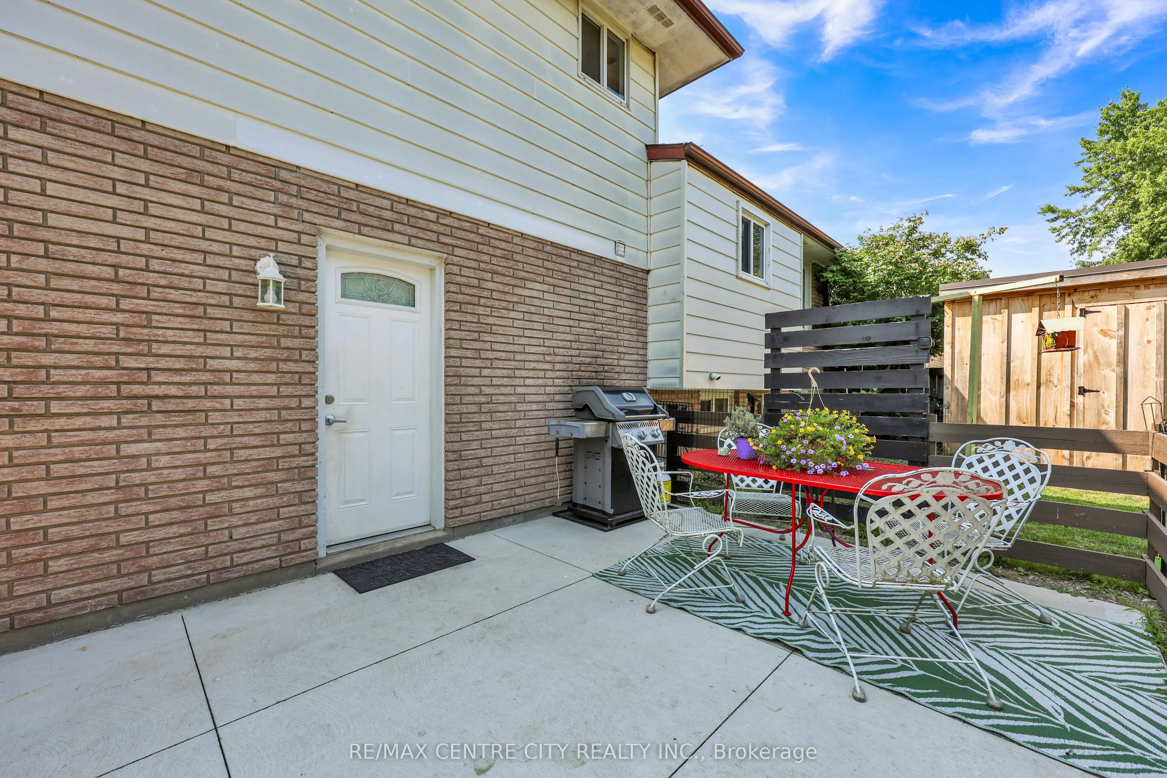141 St Andrew Street E