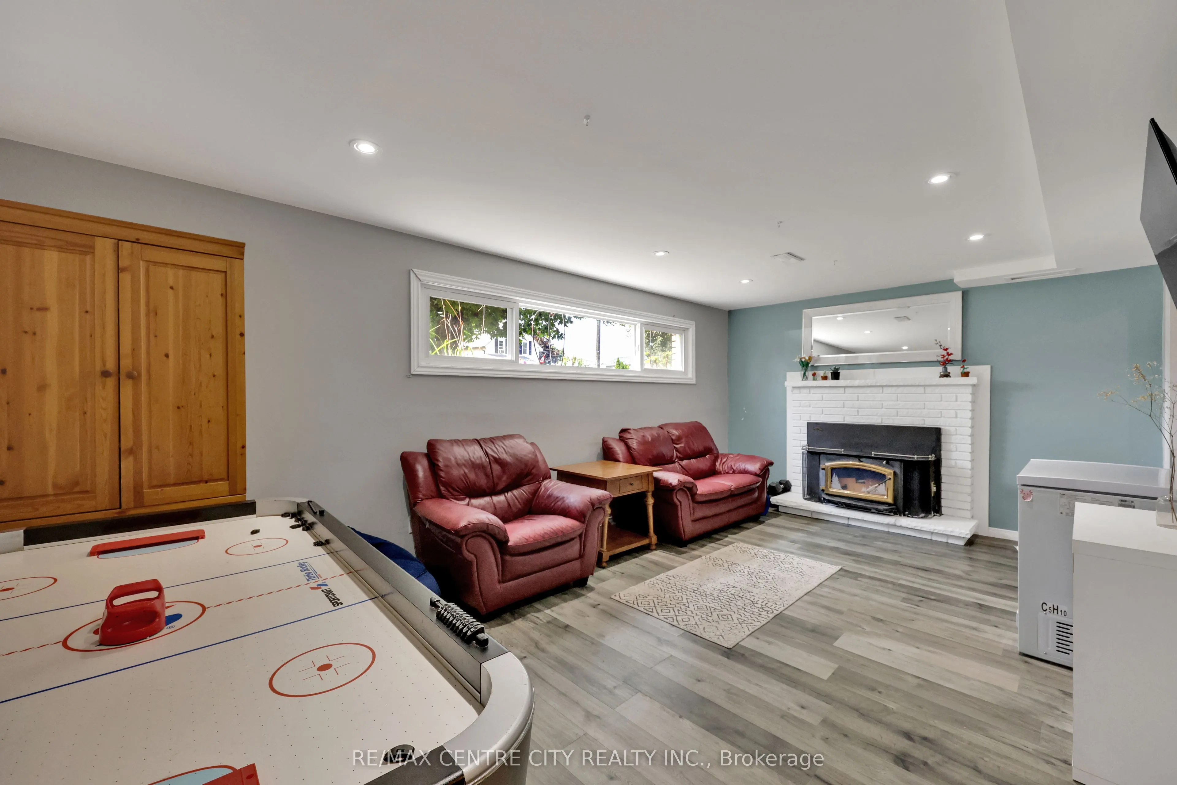 141 St Andrew Street E
