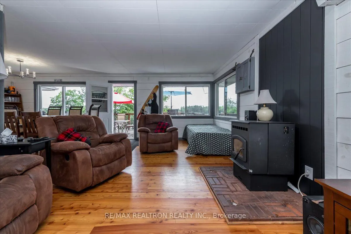 9268 Georgian Bay Shore
