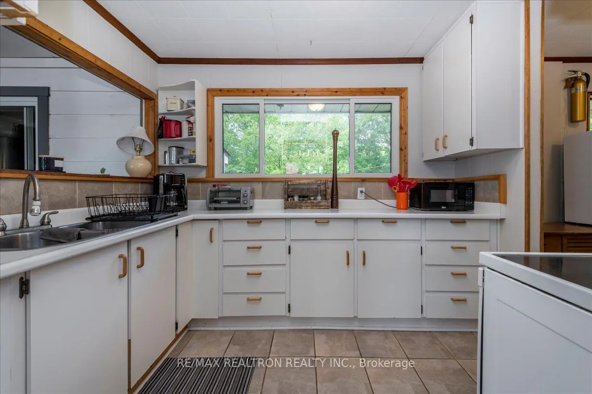 9268 Georgian Bay Shore