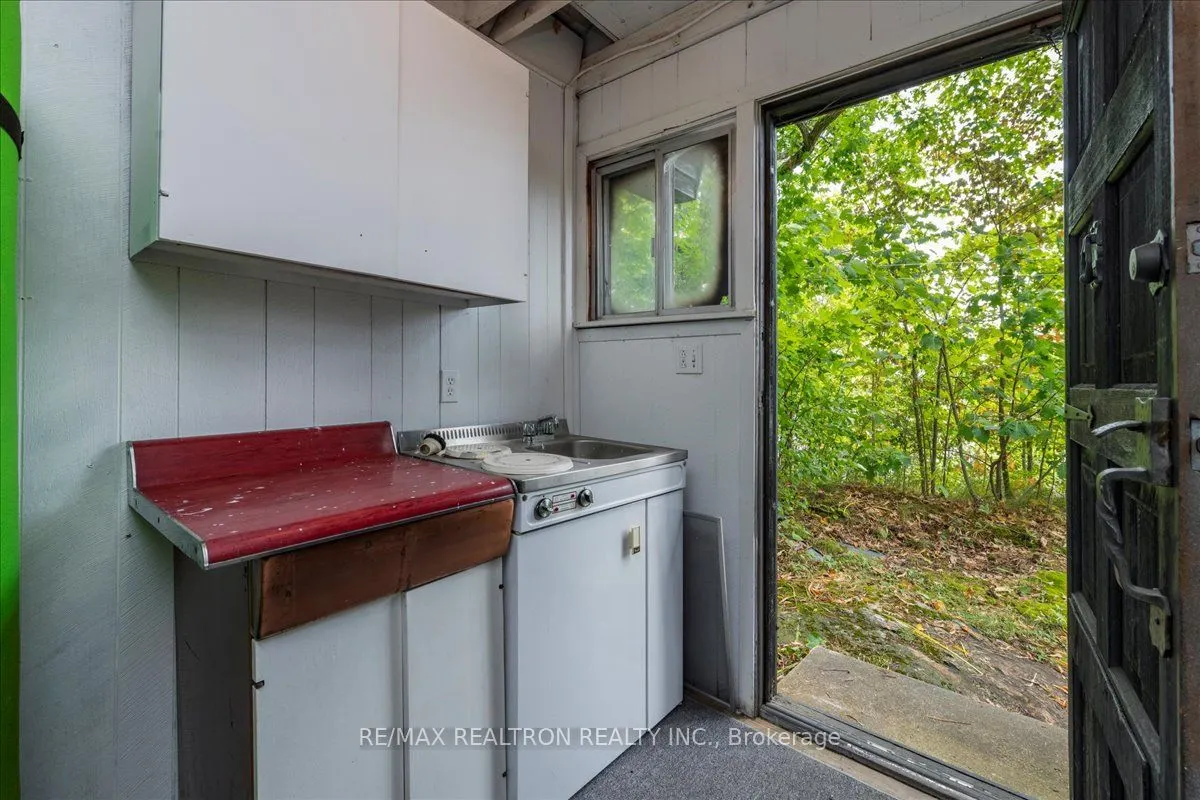 9268 Georgian Bay Shore