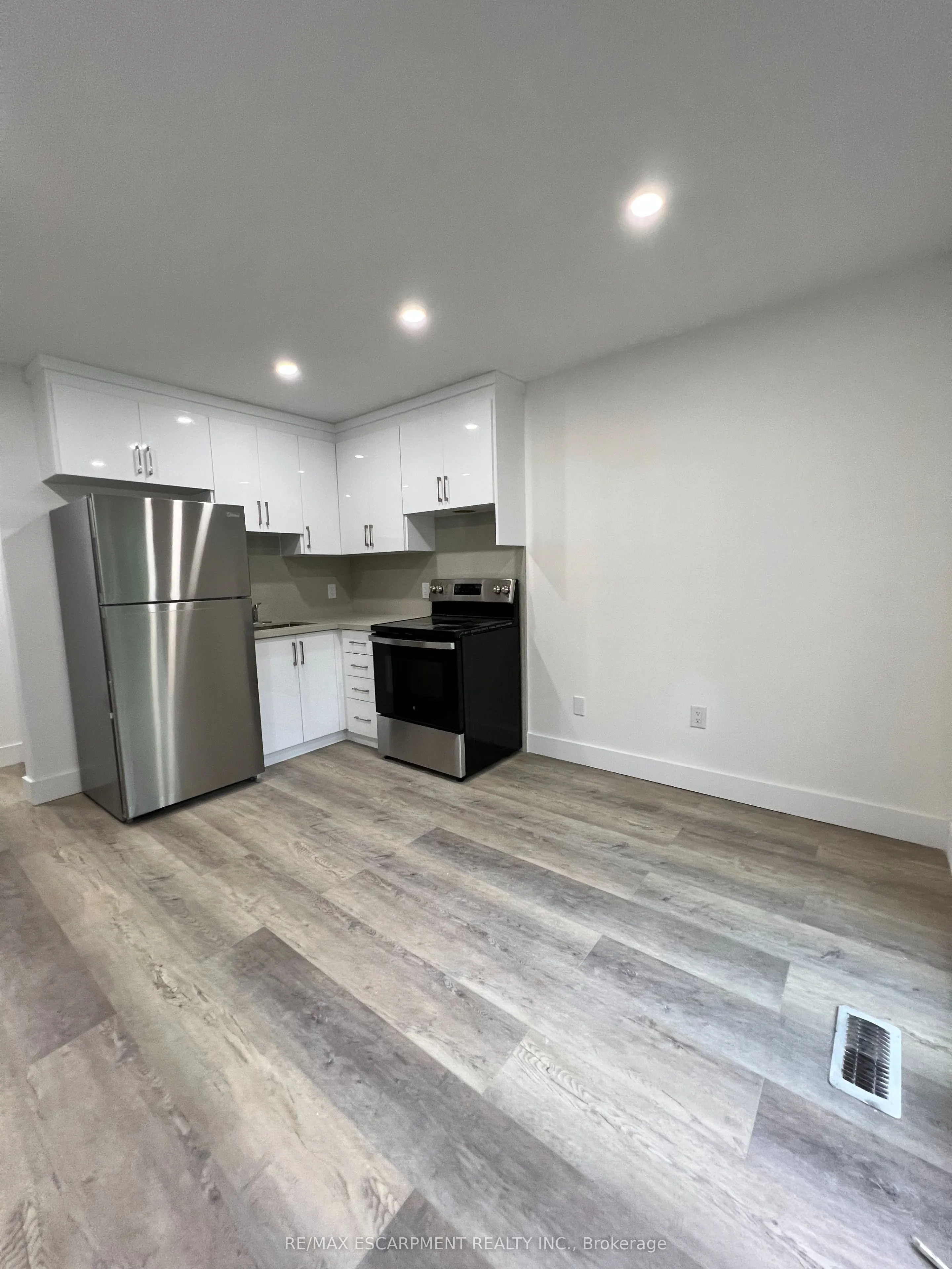 10 Jamie Ann Street, #Unit #2