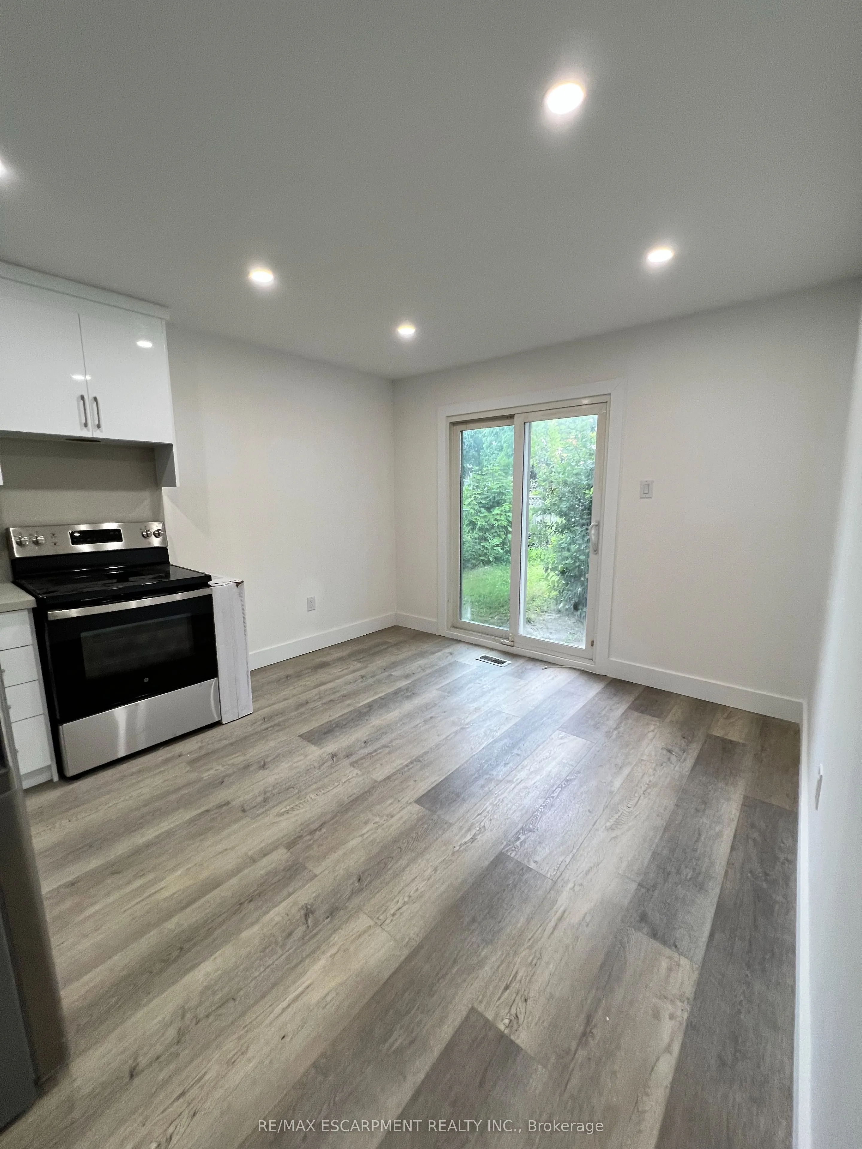 10 Jamie Ann Street, #Unit #2