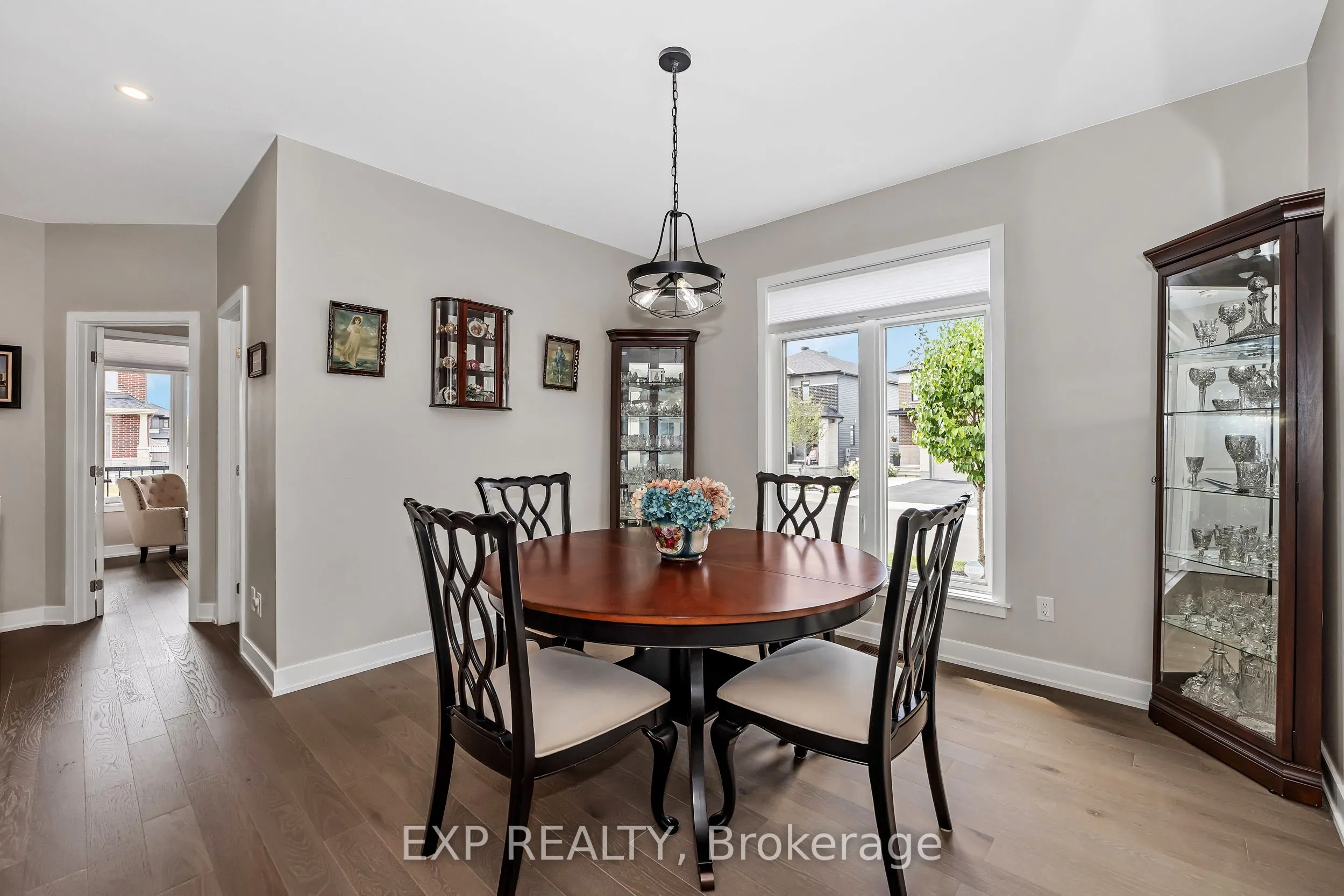 201 OSTERLEY Way
