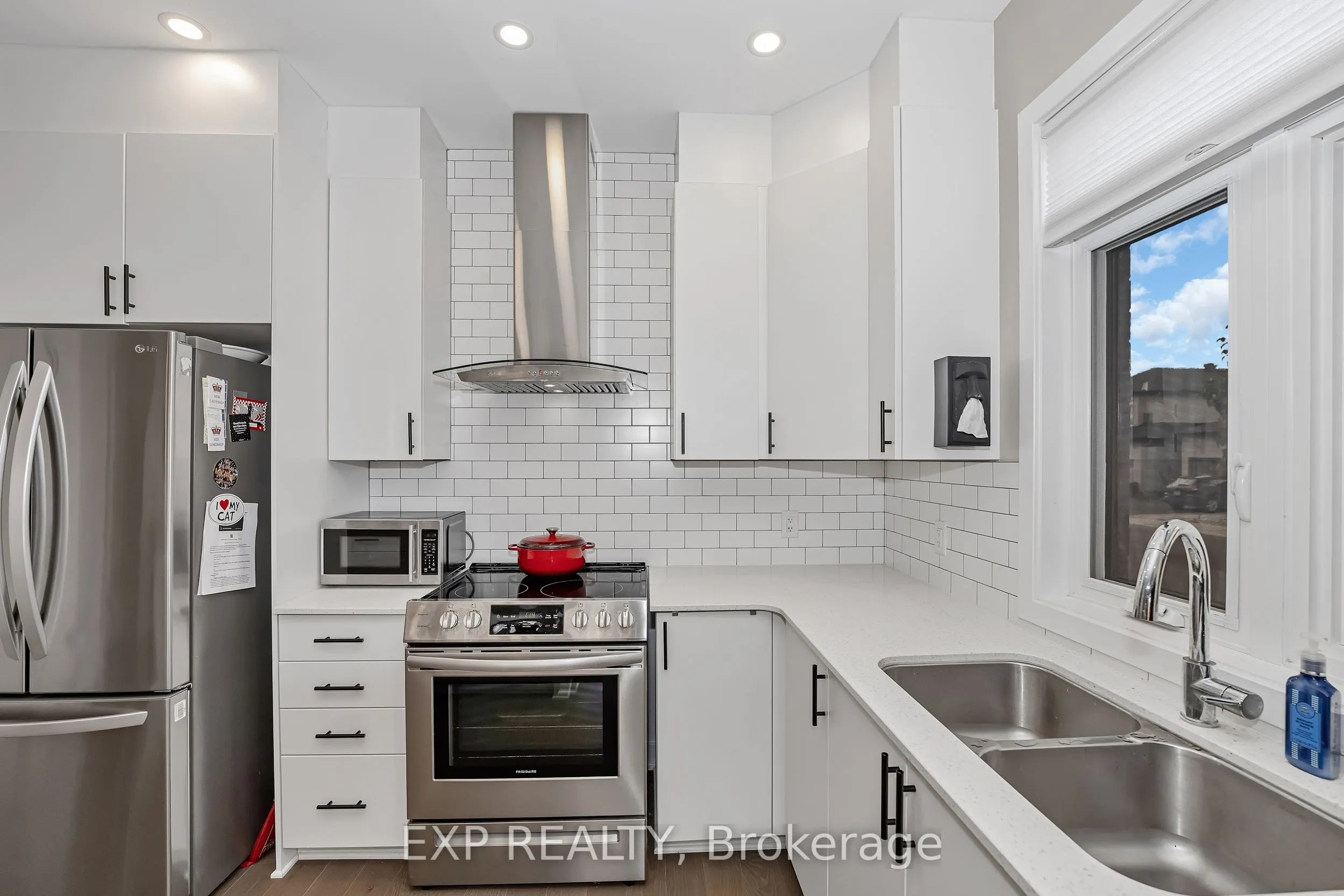 201 OSTERLEY Way