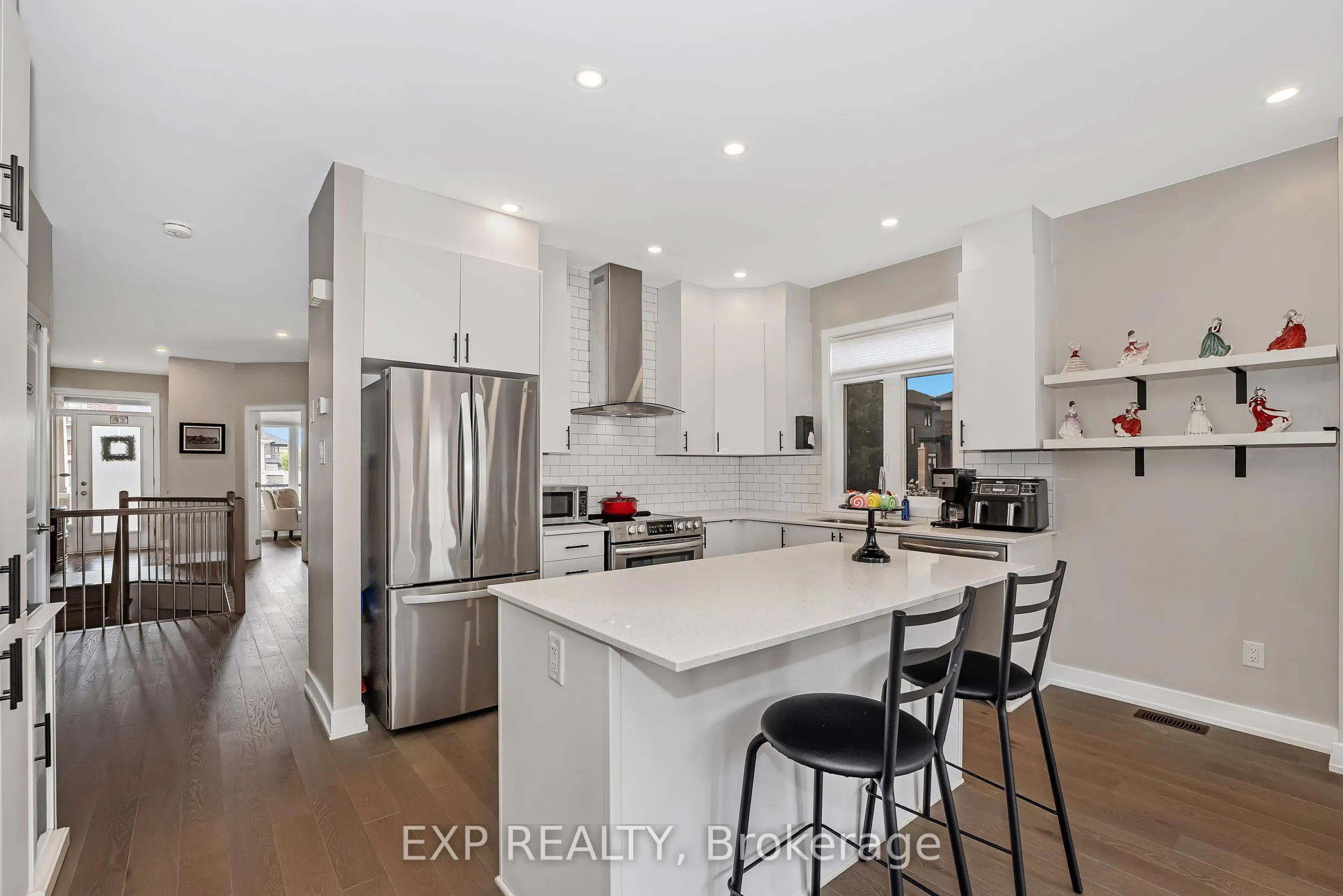 201 OSTERLEY Way