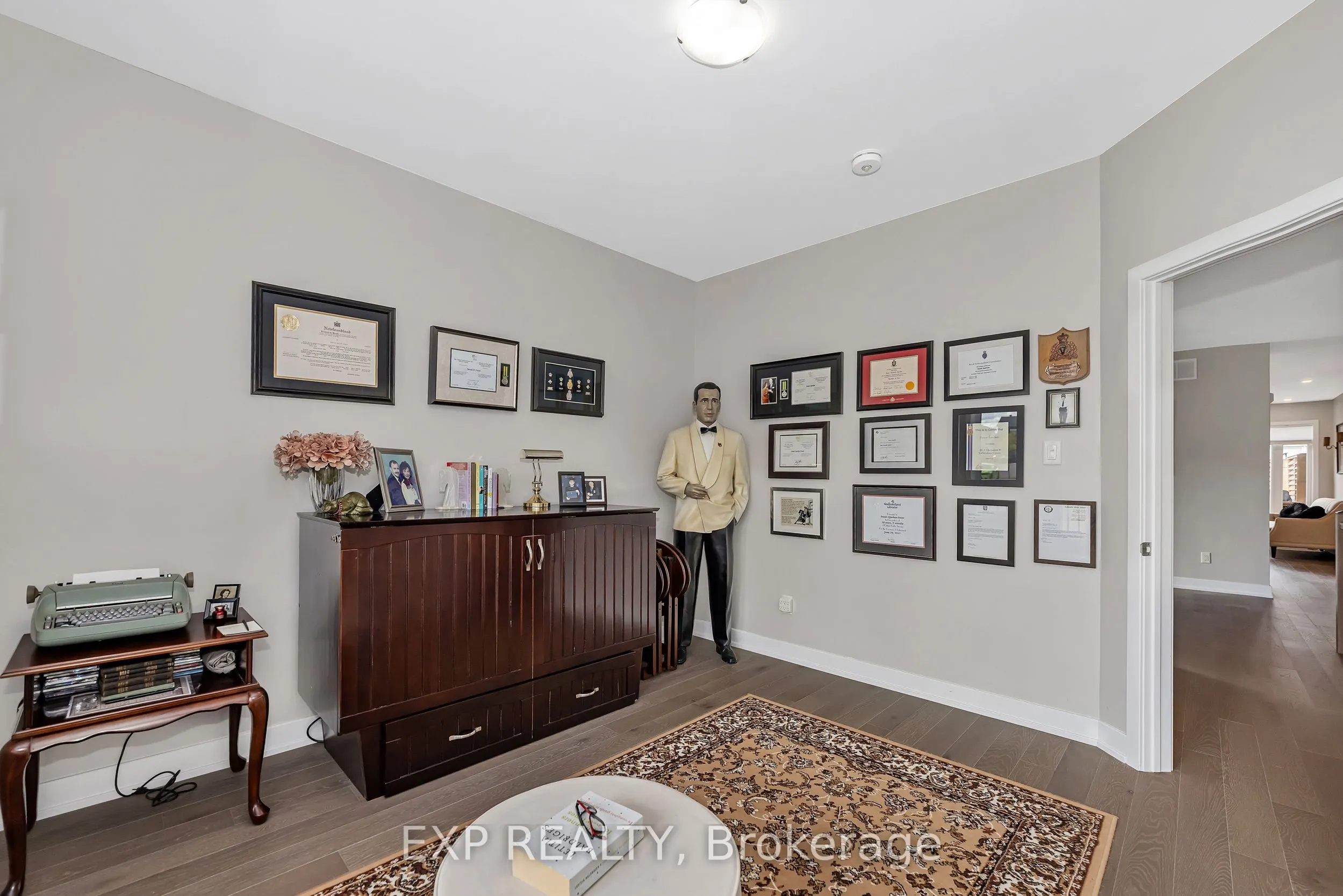201 OSTERLEY Way