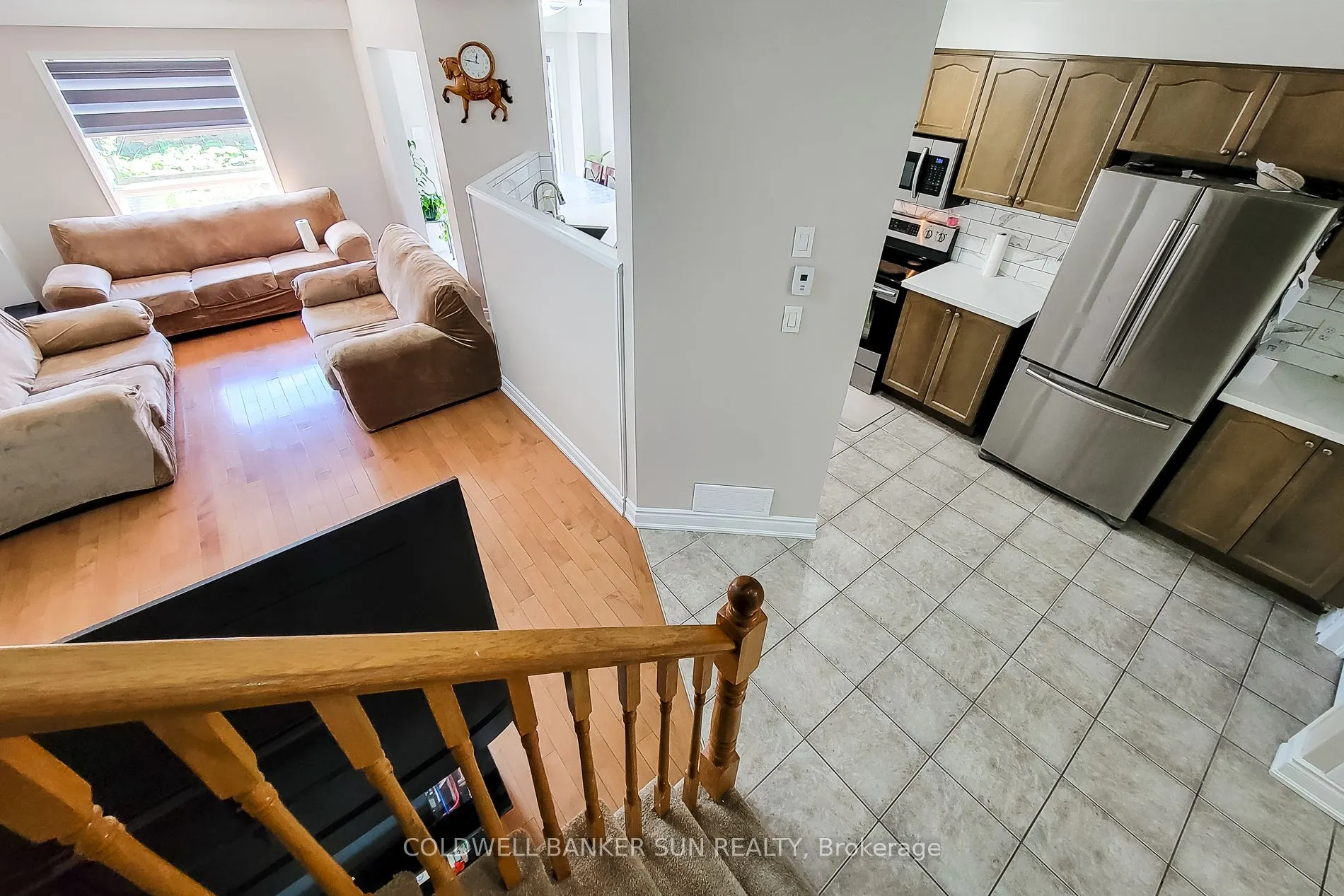 112 Meadow Wood Crescent