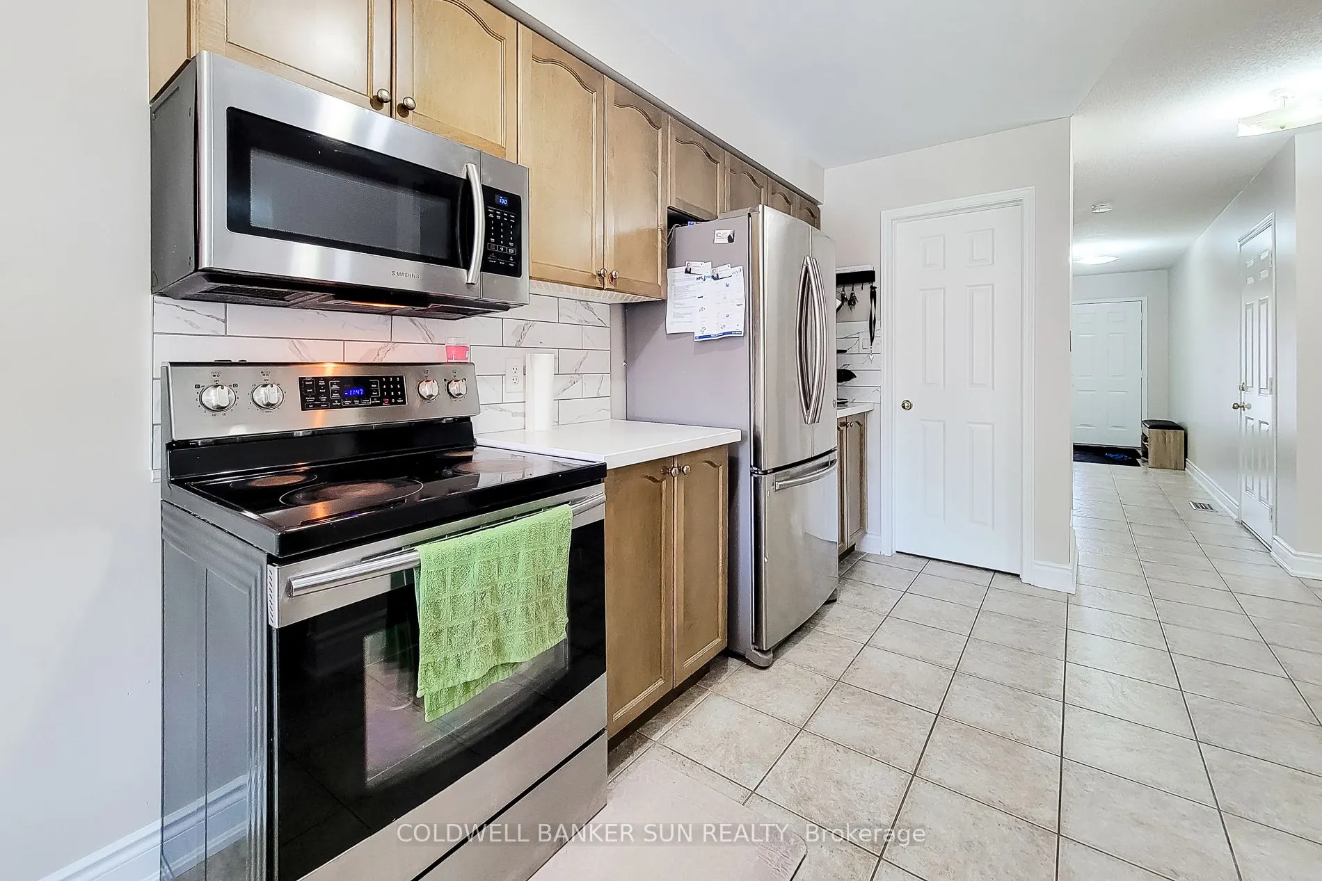 112 Meadow Wood Crescent