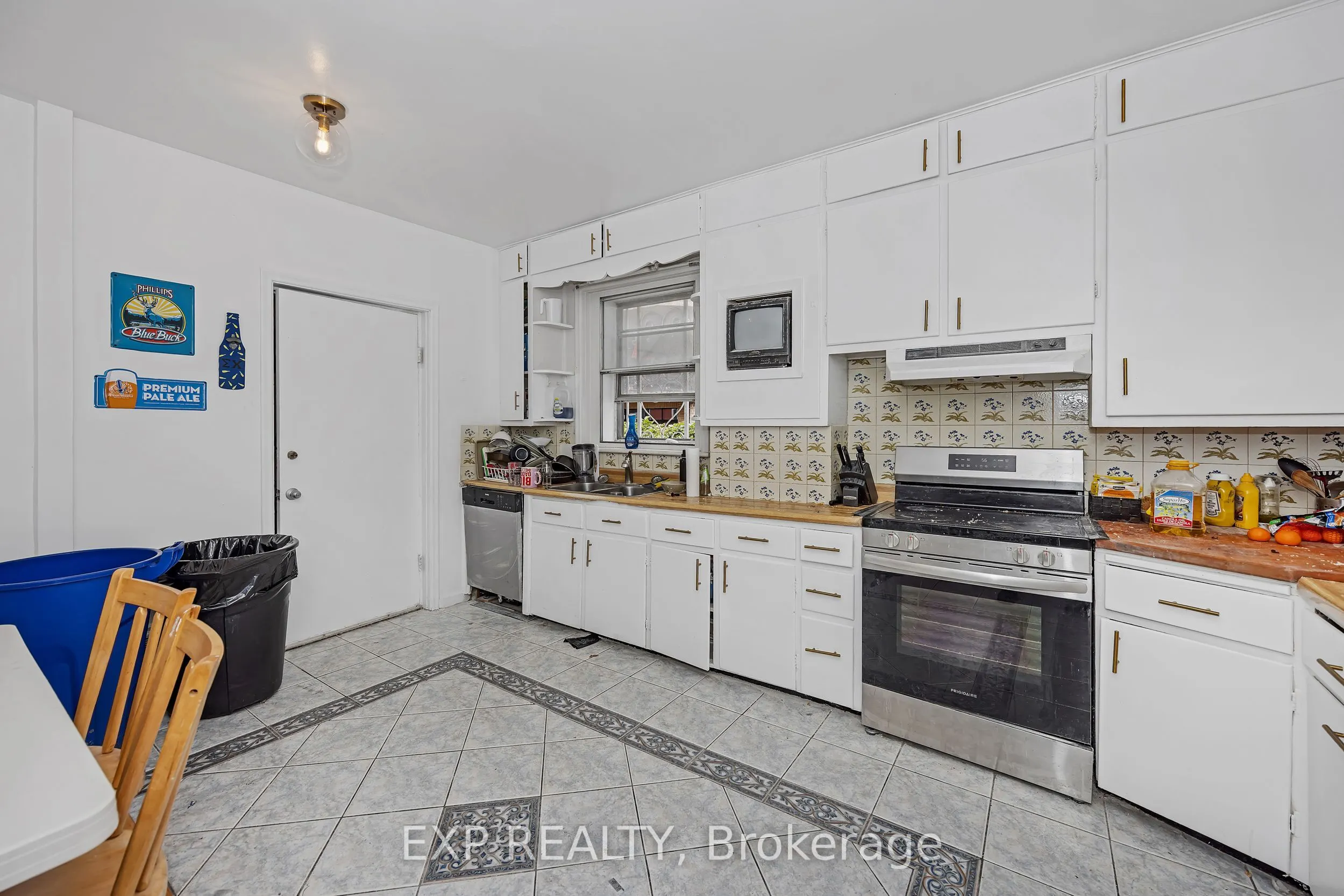 171 Daly Avenue