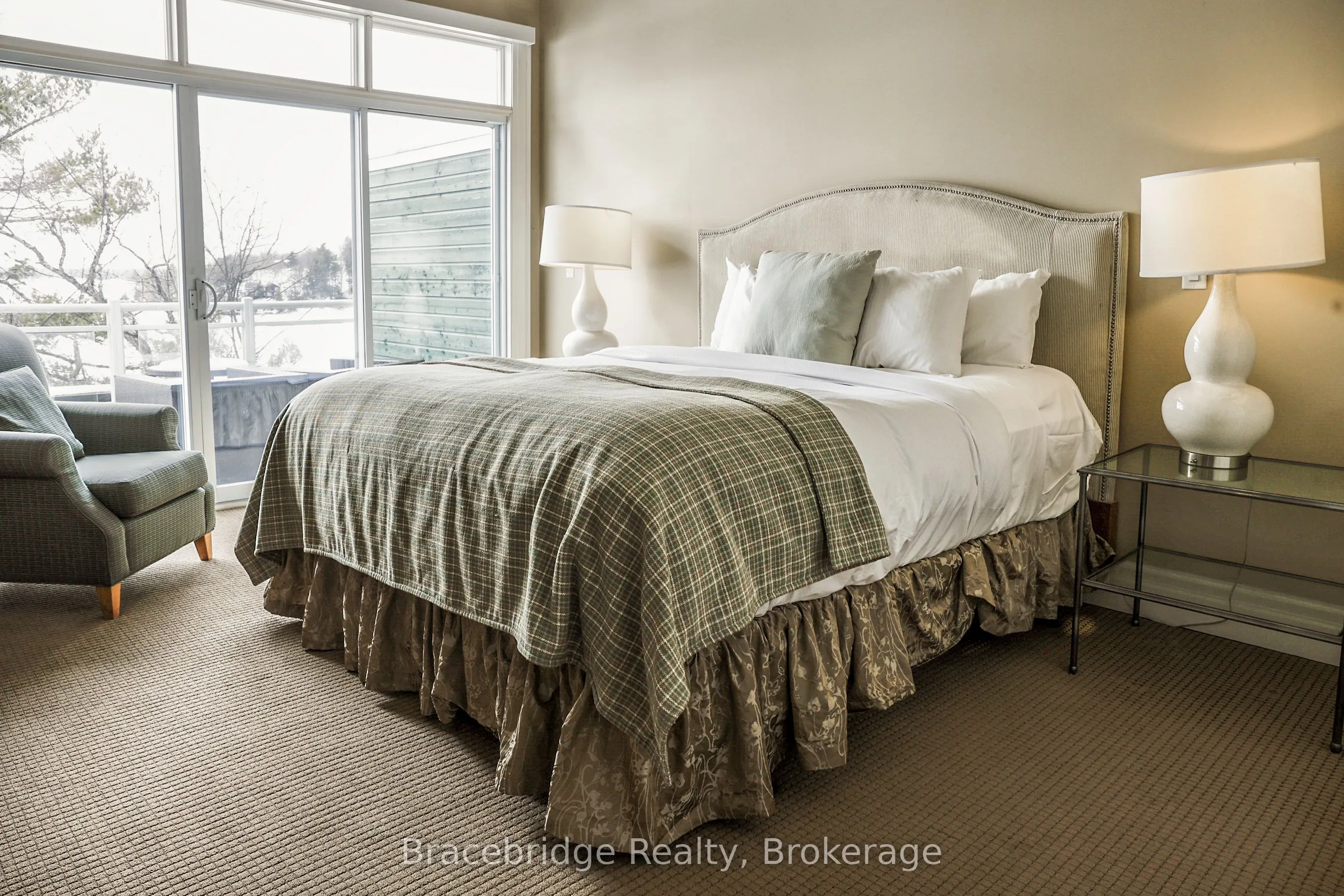 1869 Muskoka 118 Road W, #A202-D1