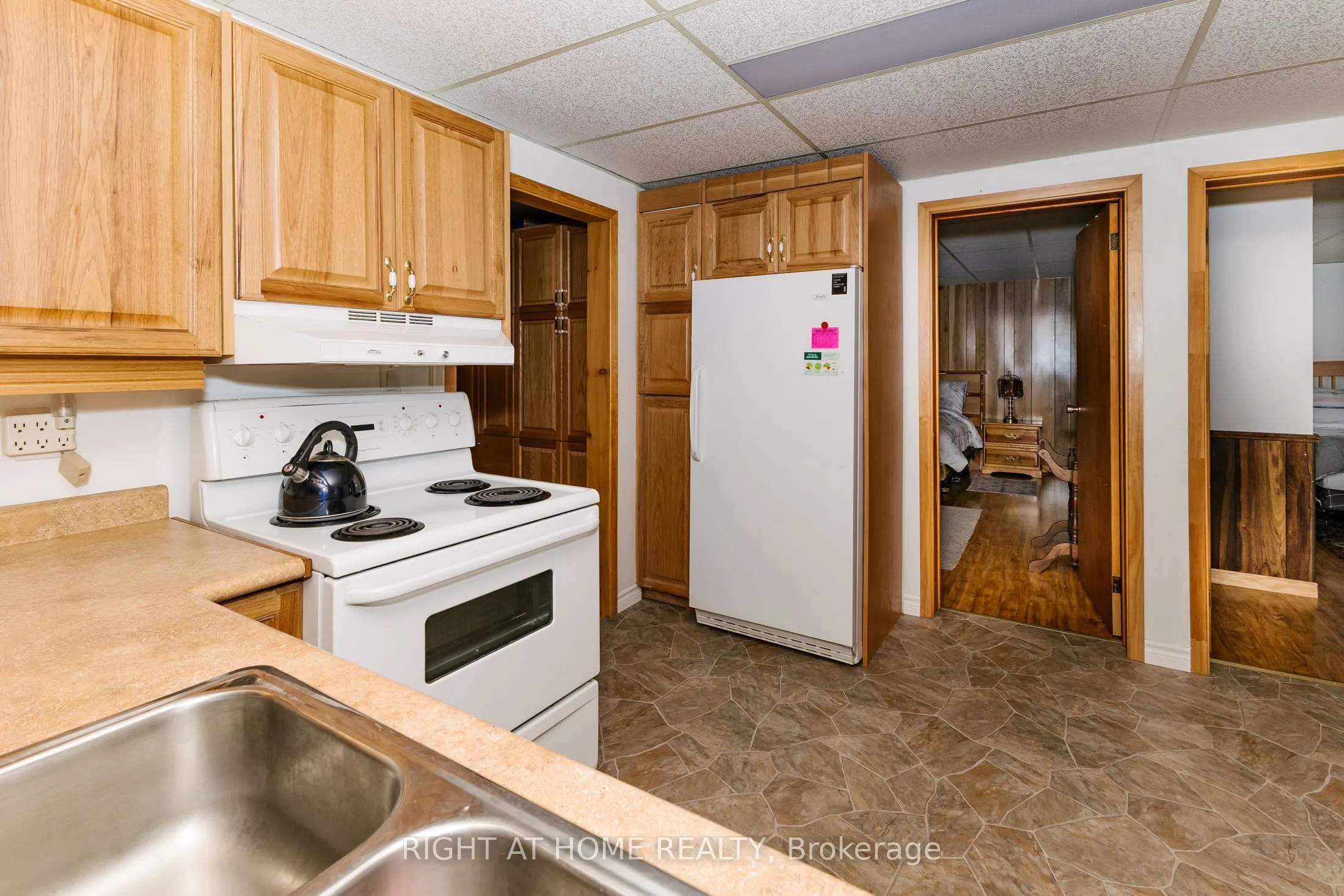16366 Hwy 35