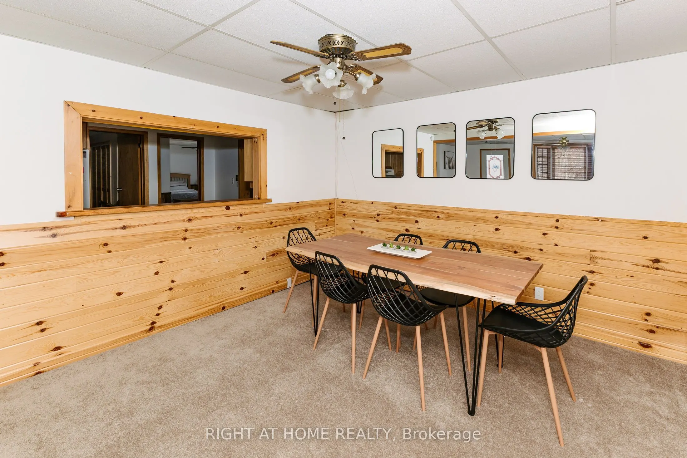 16366 Hwy 35