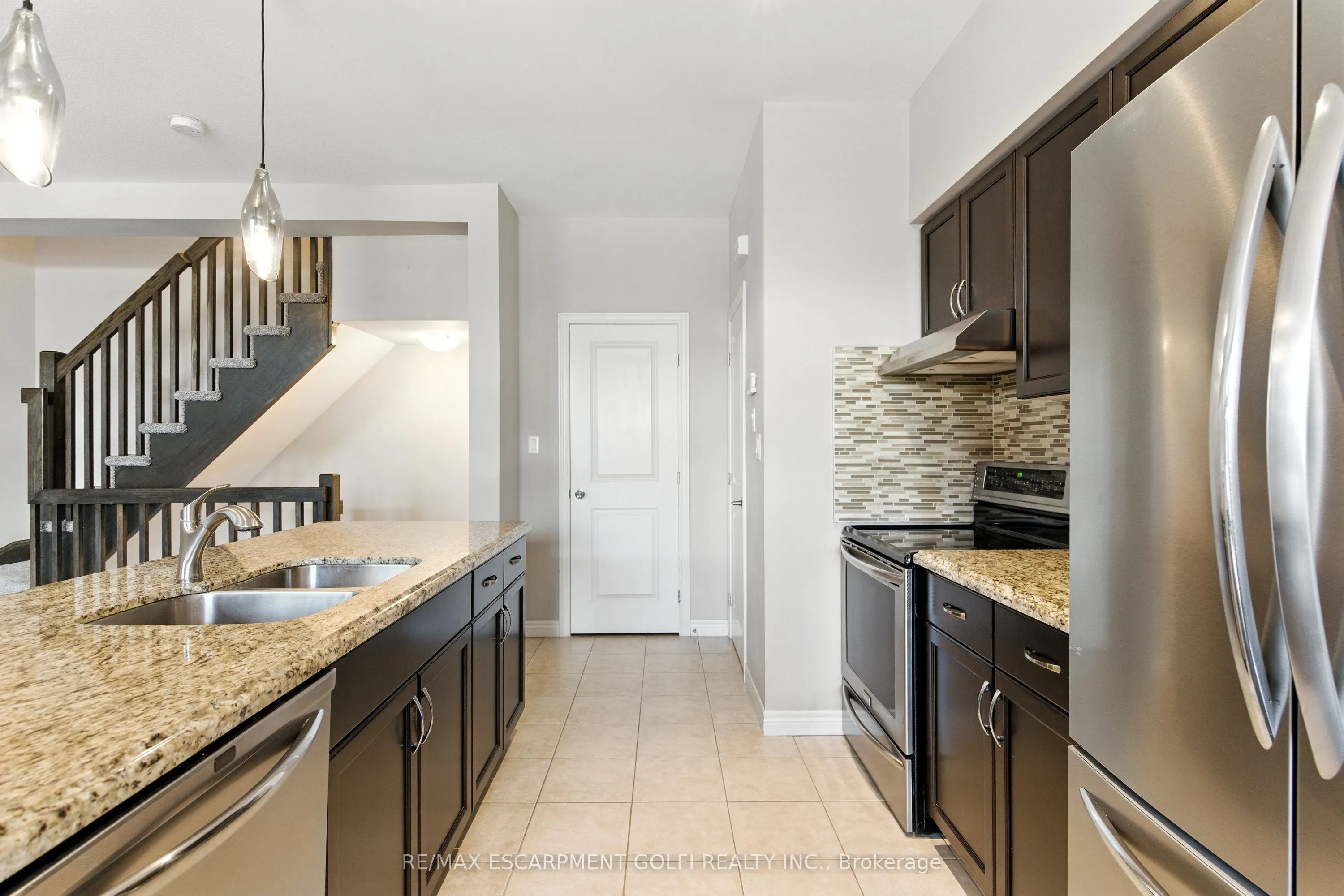 6 CHESTNUT Drive, #81