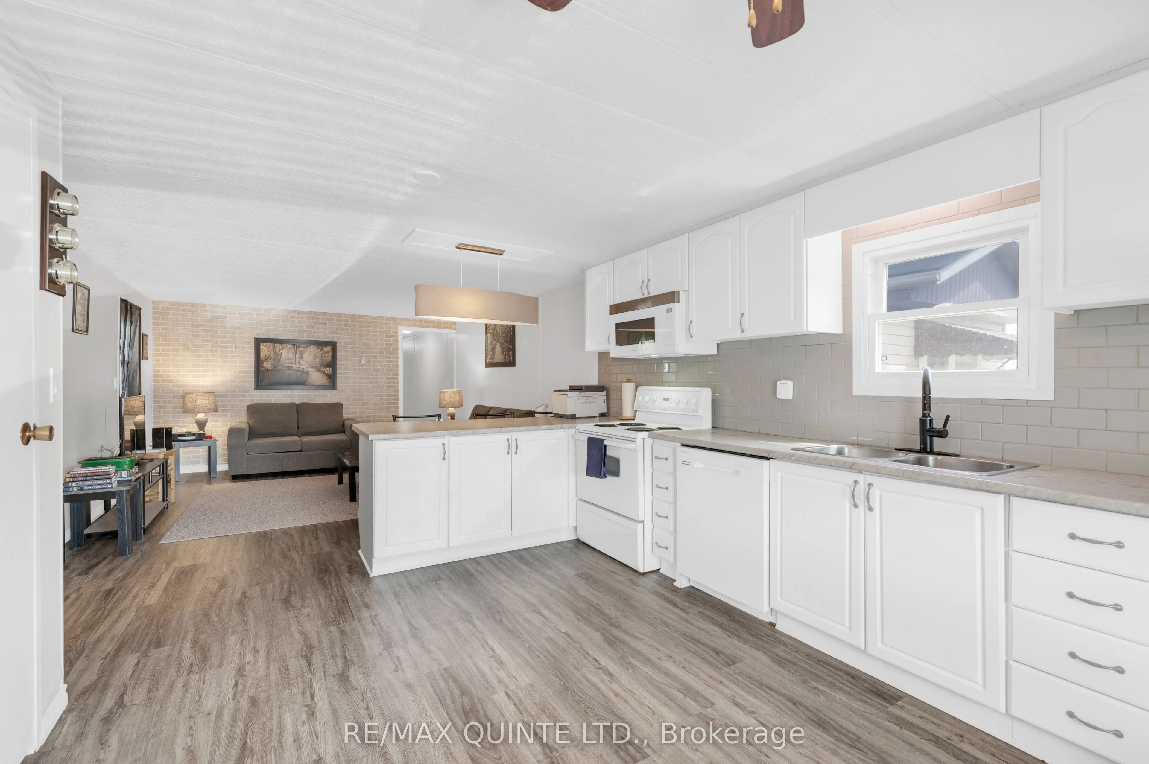 311 Dundas Street, #44