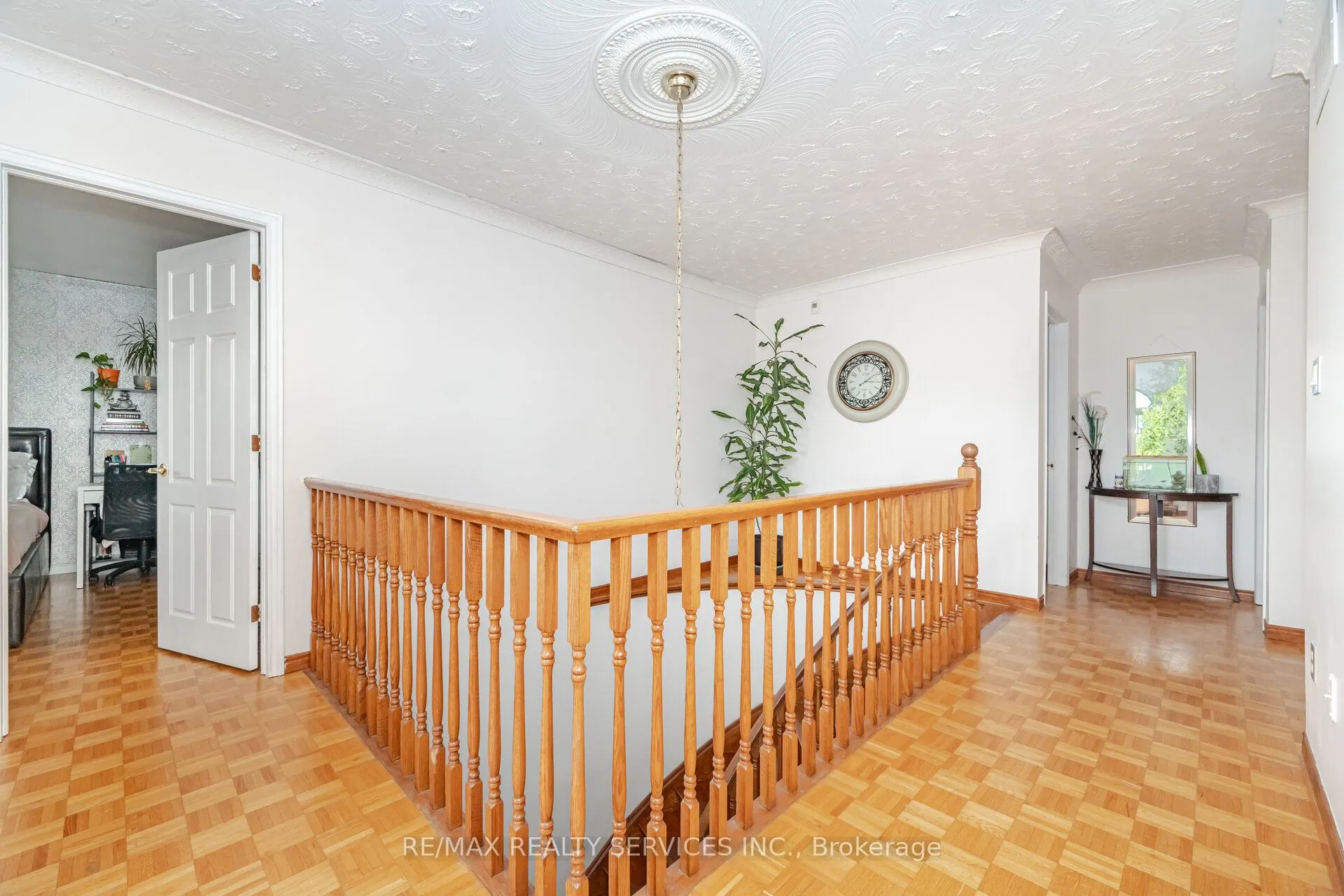 2 Morningstar Court