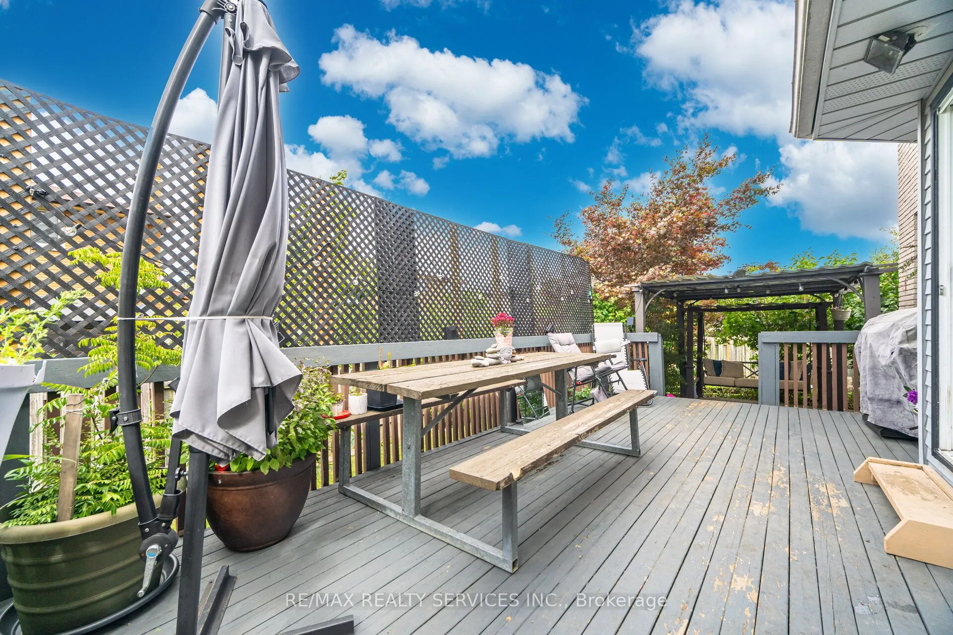 2 Morningstar Court