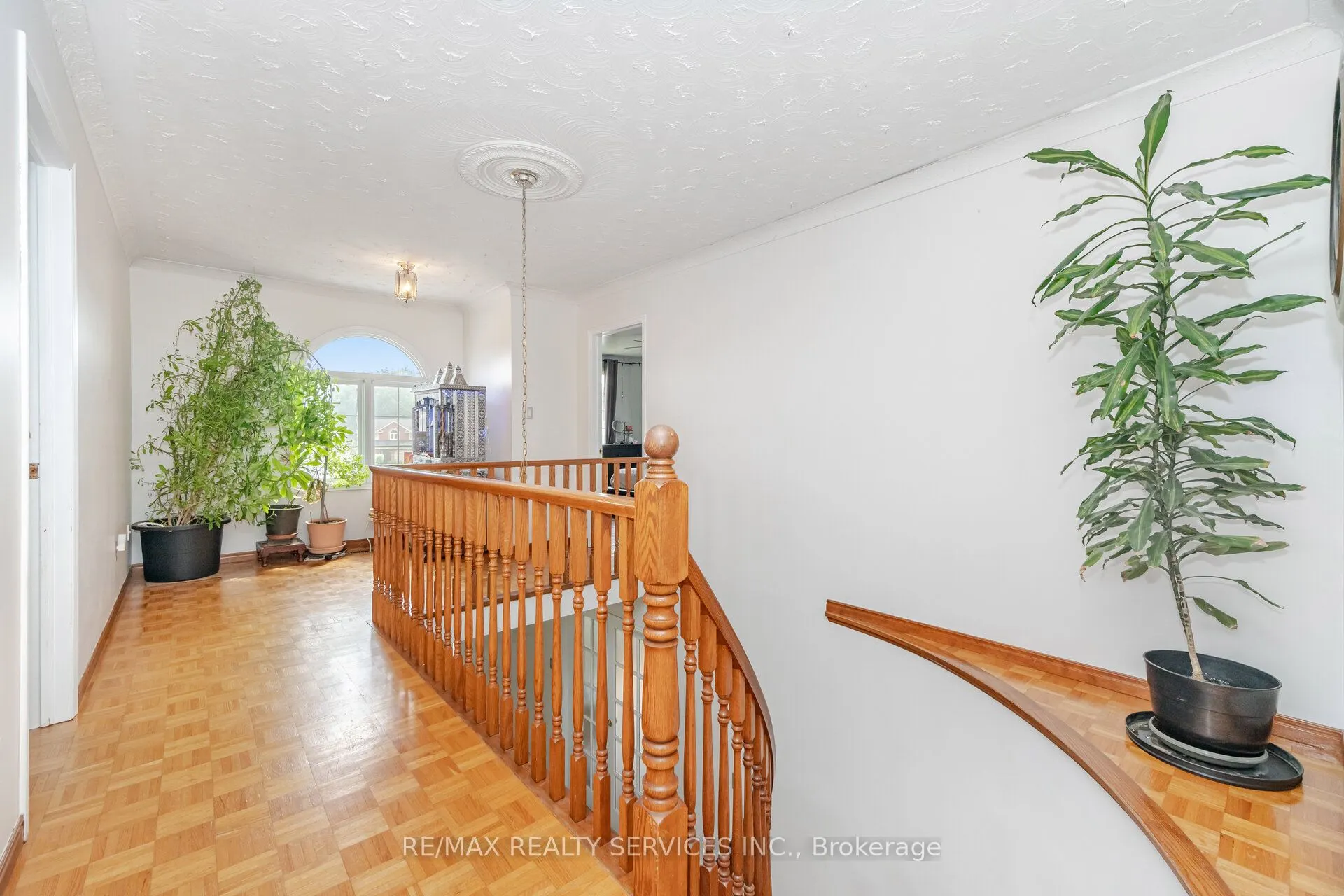 2 Morningstar Court