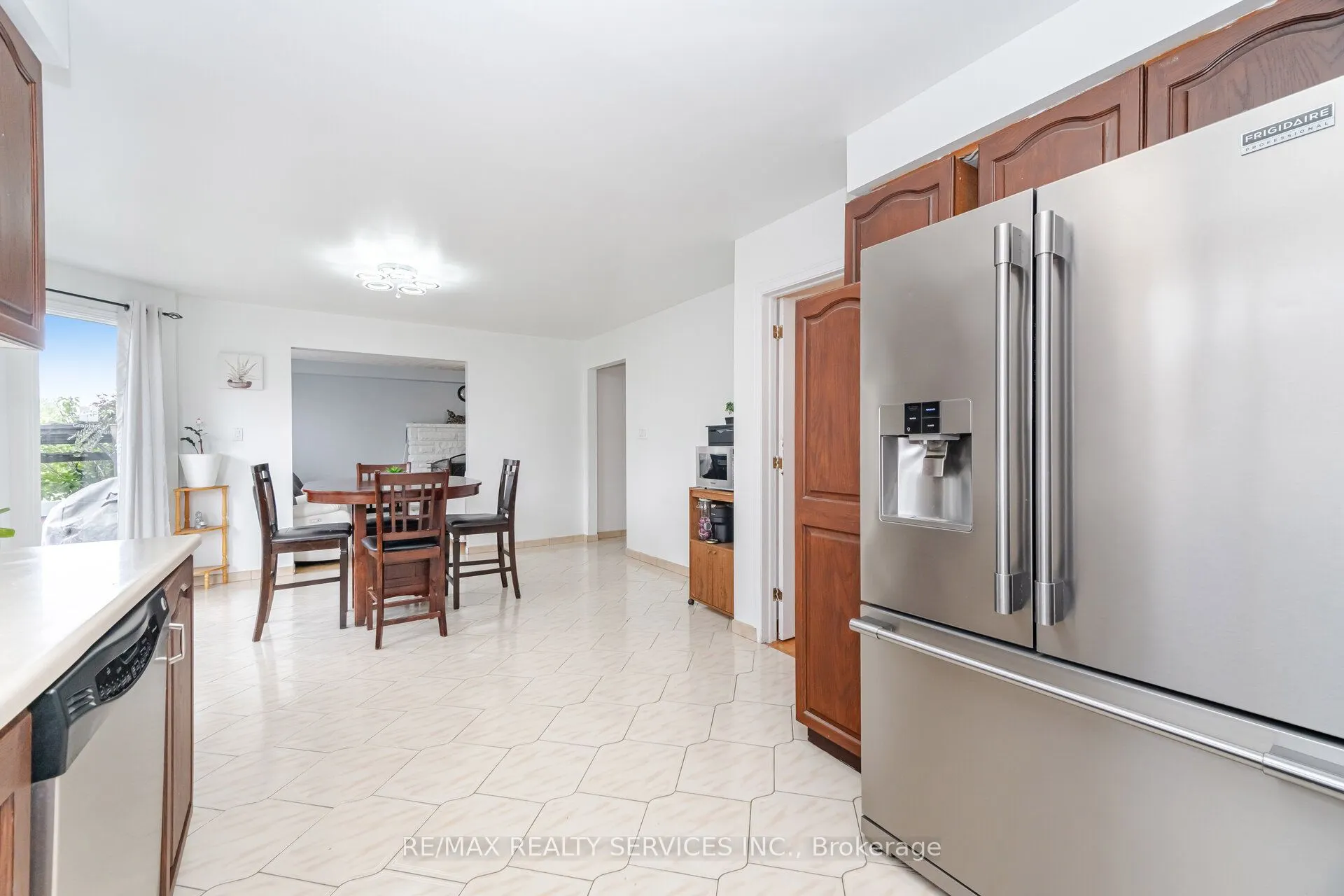 2 Morningstar Court
