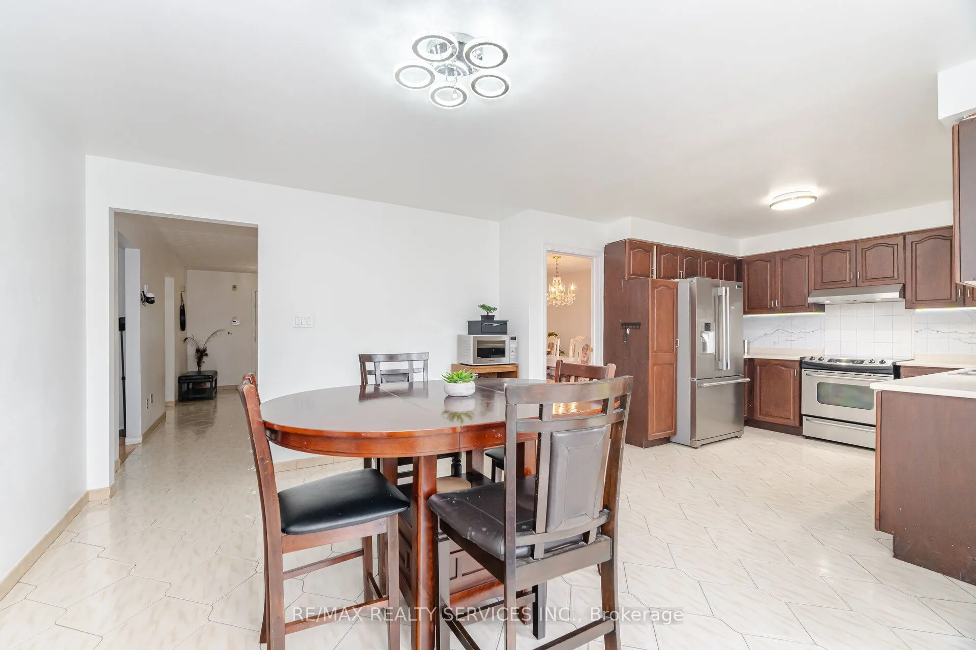 2 Morningstar Court
