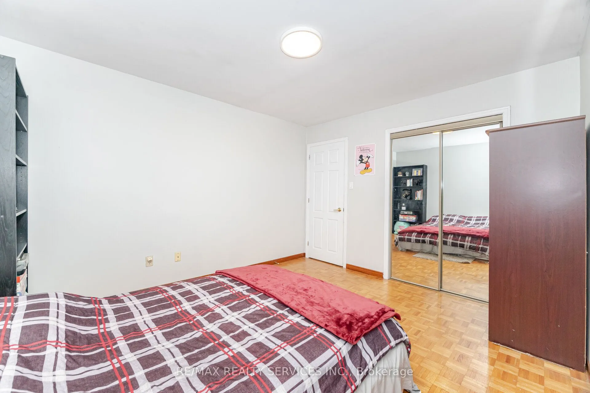 2 Morningstar Court