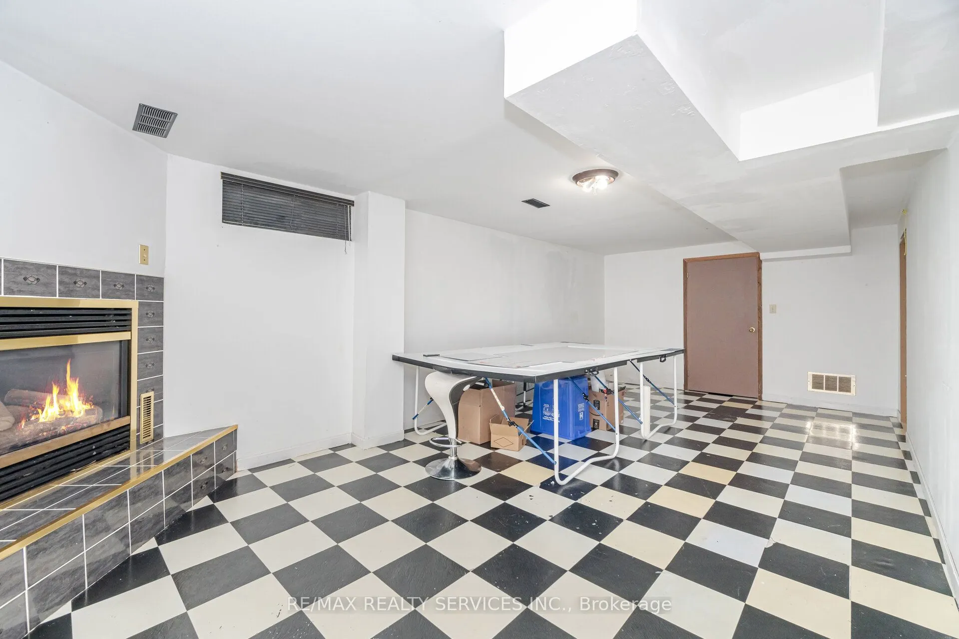 2 Morningstar Court