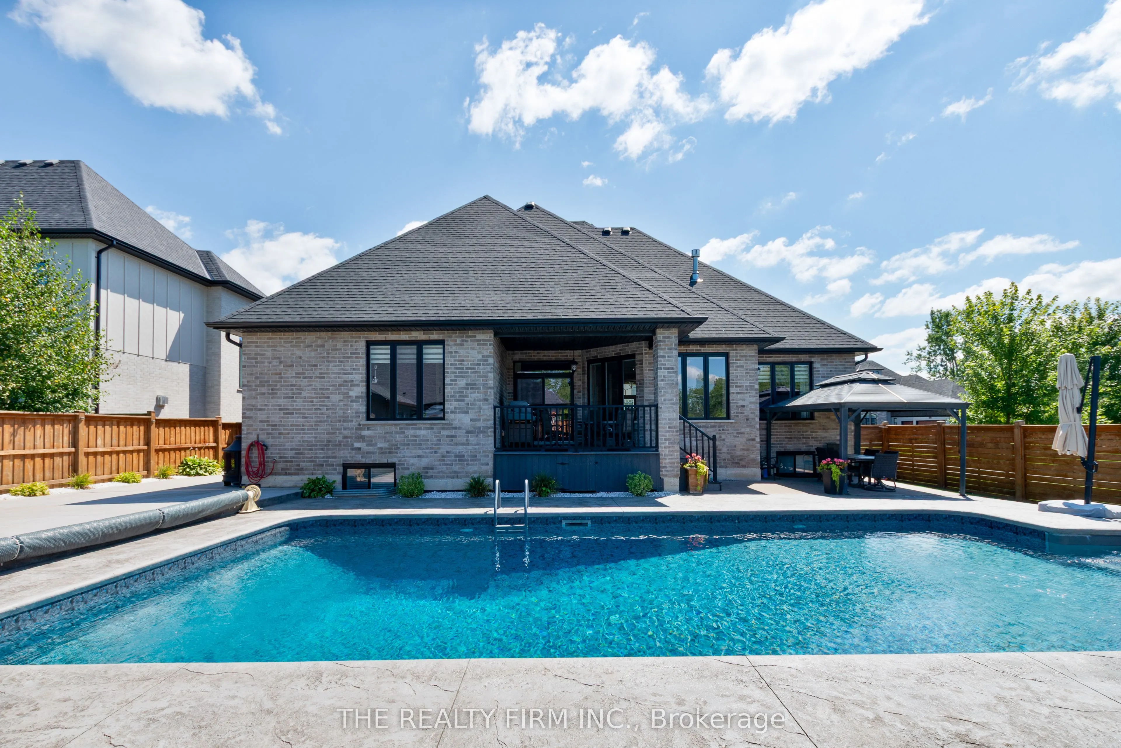 9861 Glendon Drive, #226