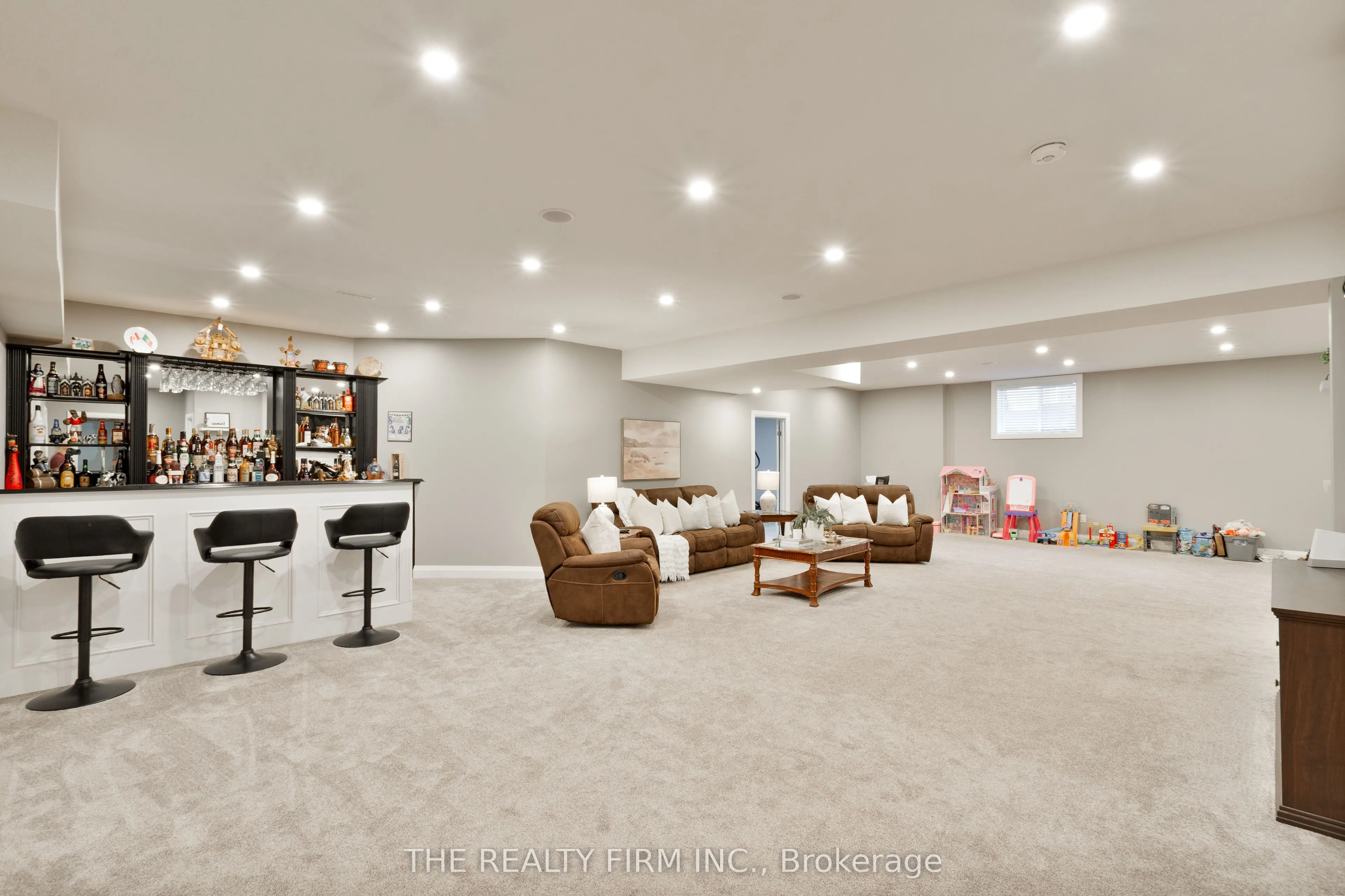 9861 Glendon Drive, #226