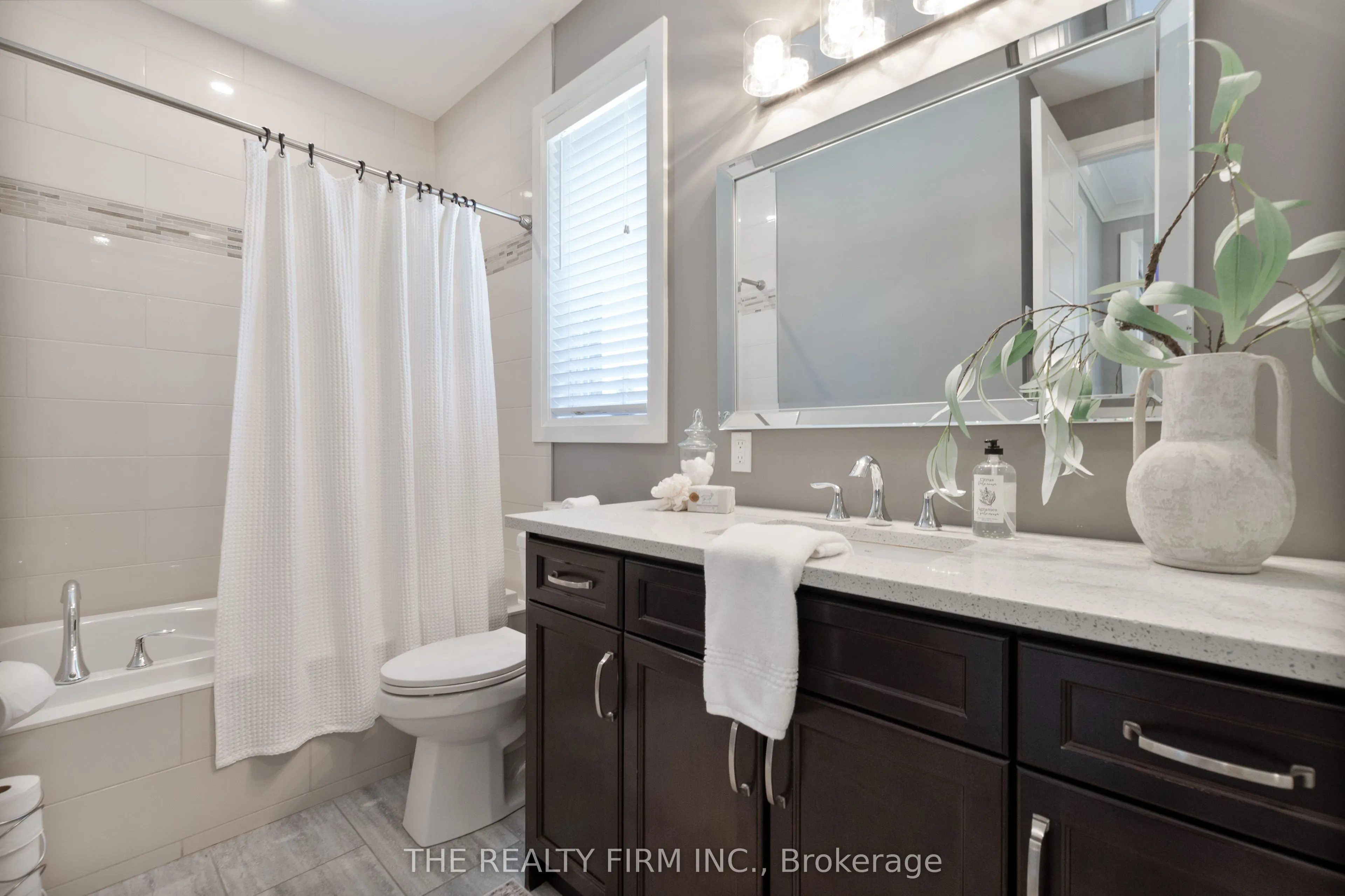 9861 Glendon Drive, #226