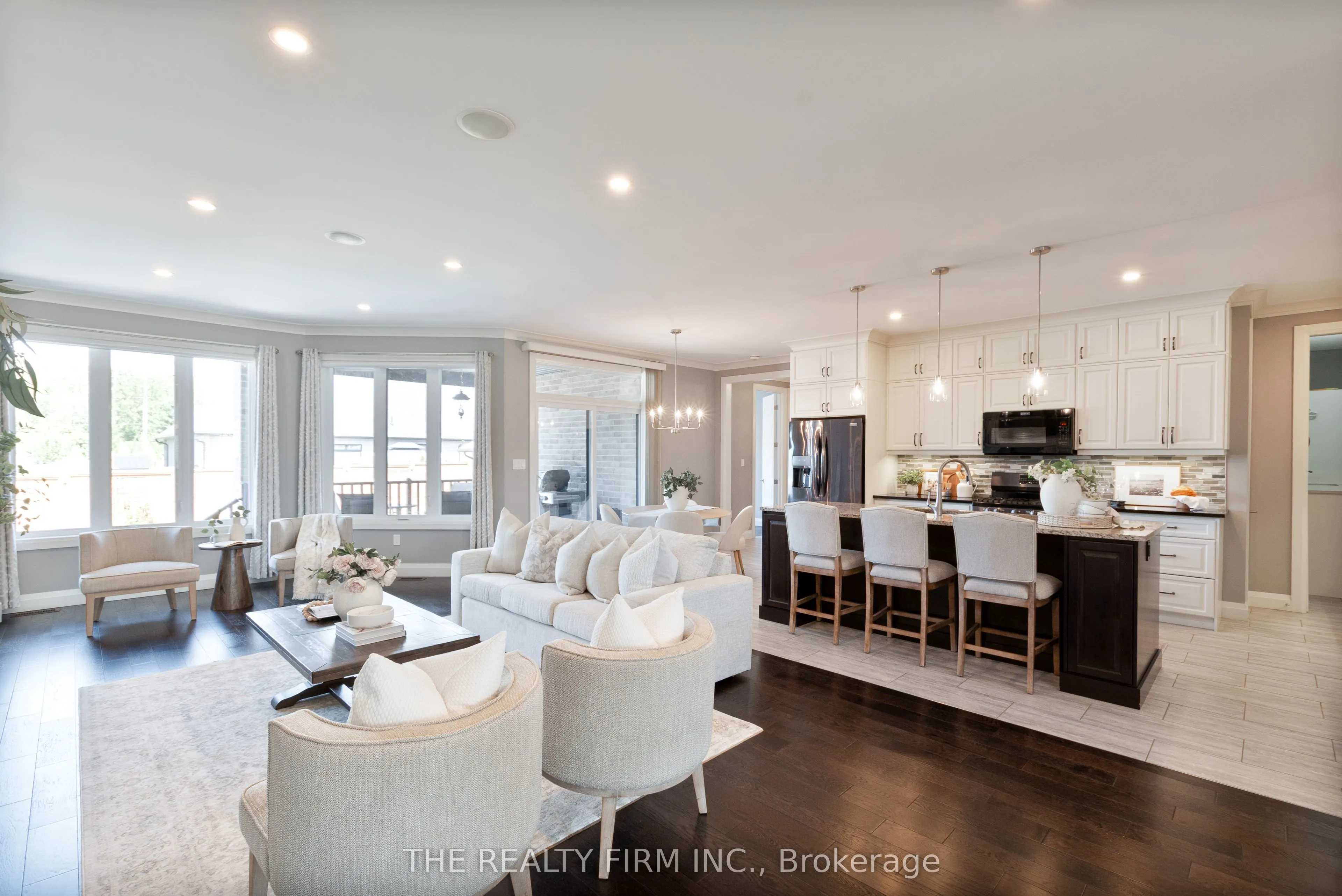 9861 Glendon Drive, #226